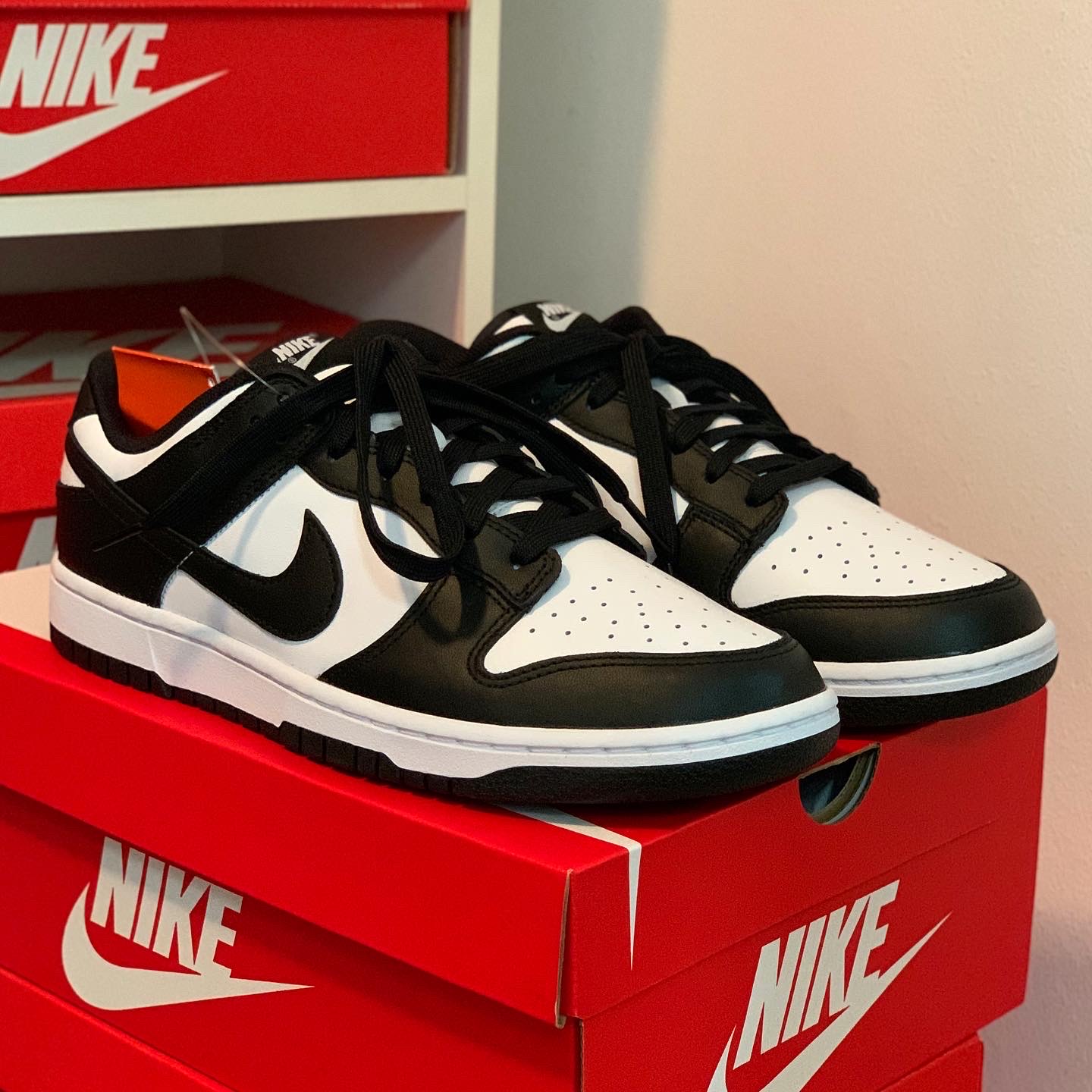 Nike Dunk Low Retro Black 착용 스타일 - 1