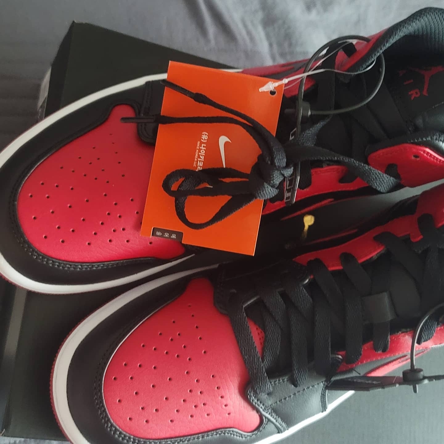 Jordan 1 Mid Bred Banned 2020 착용 스타일