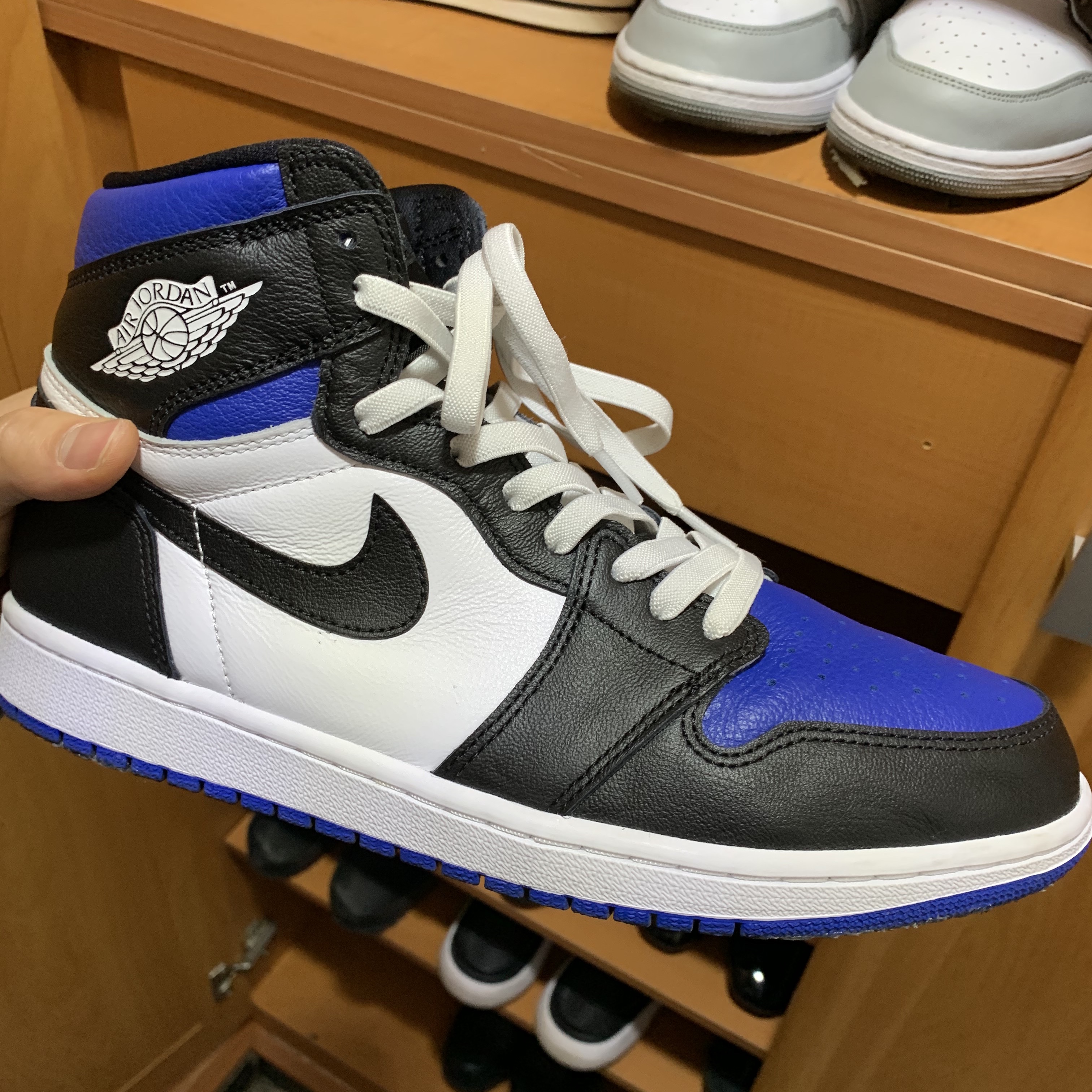 Jordan 1 Retro High OG Royal Toe 착용 스타일
