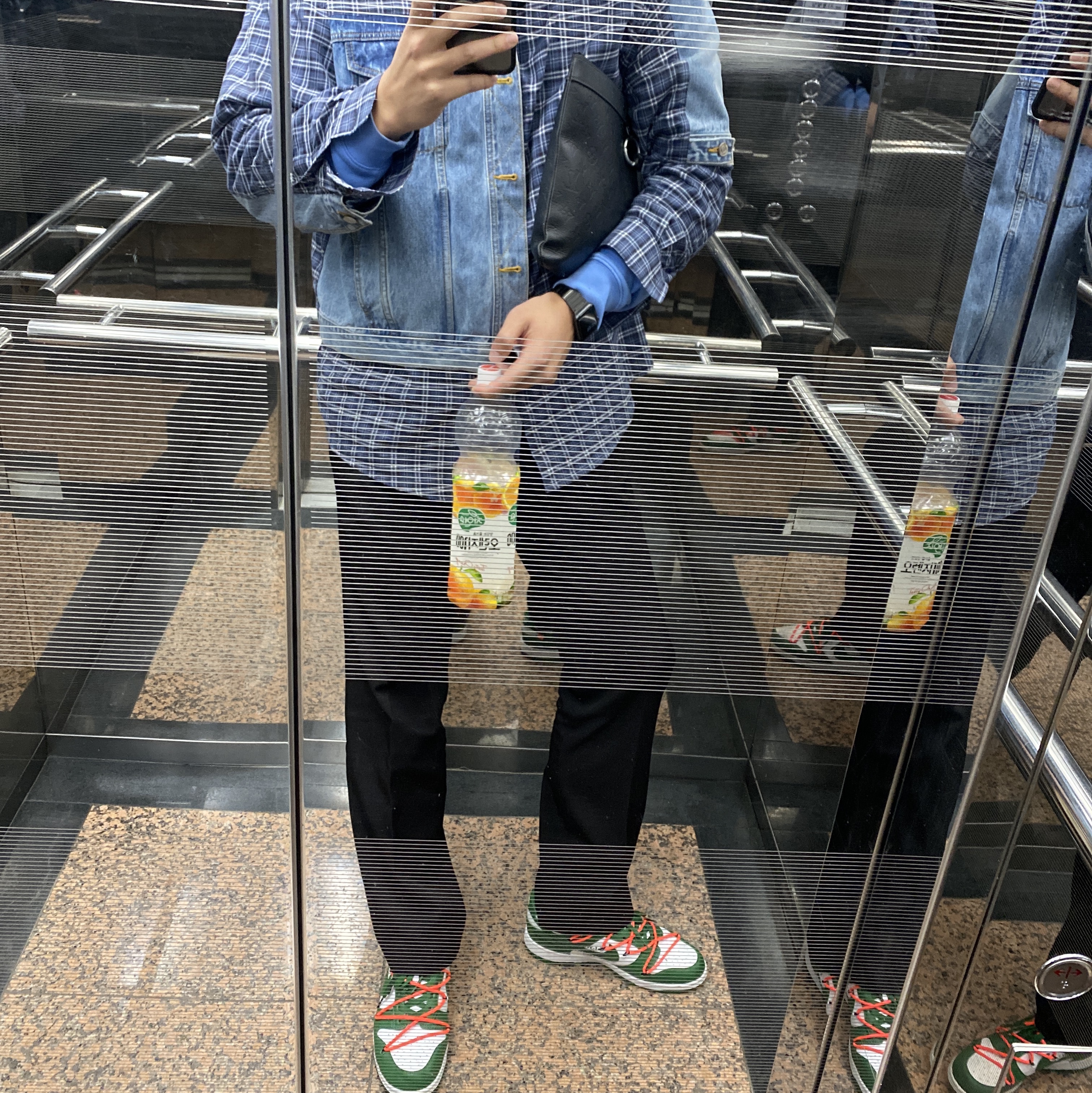 Nike x Off-White Dunk Low Pine Green 착용 스타일 - 1