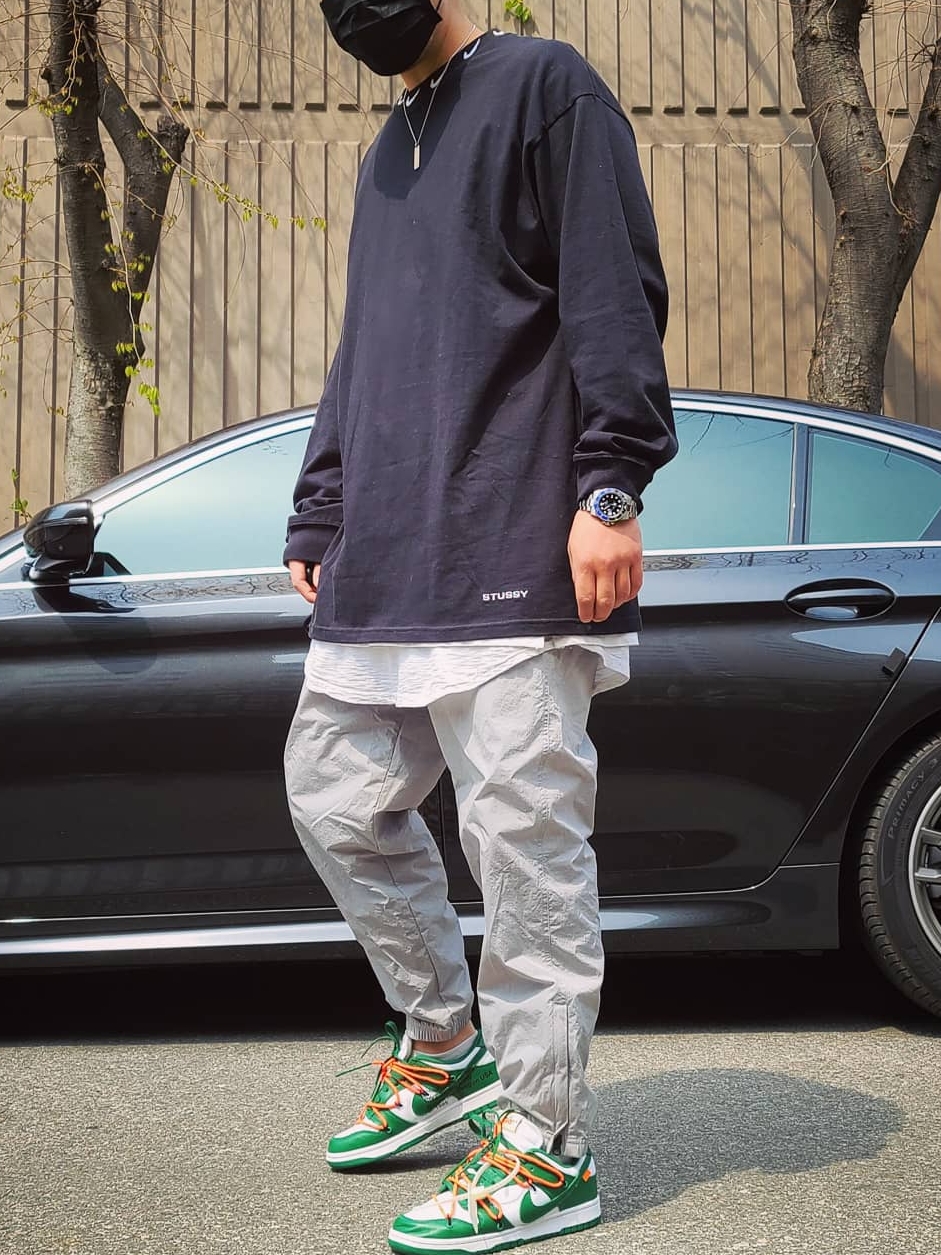 Nike x Off-White Dunk Low Pine Green, Nike x Stussy NRG BR LS Knit Top 착용 스타일