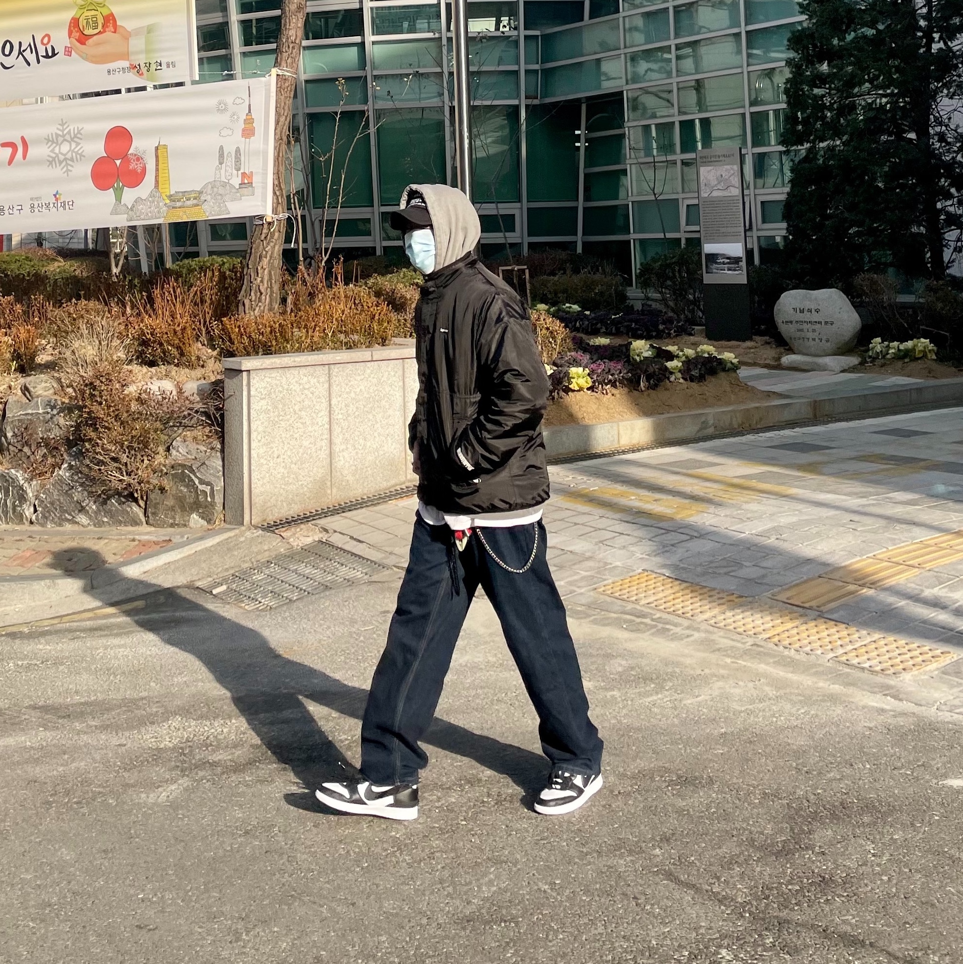 Supreme Reversible Bandana Fleece Jacket Red - 19FW, Nike x Ambush Dunk High Black 착용 스타일