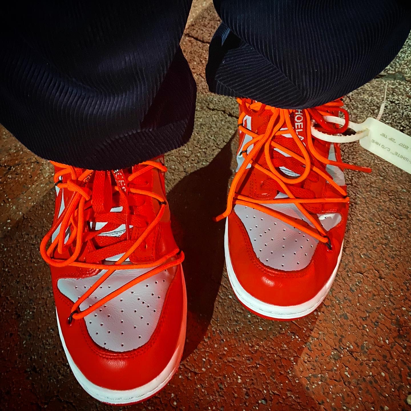Nike x Off-White Dunk Low University Red 착용 스타일