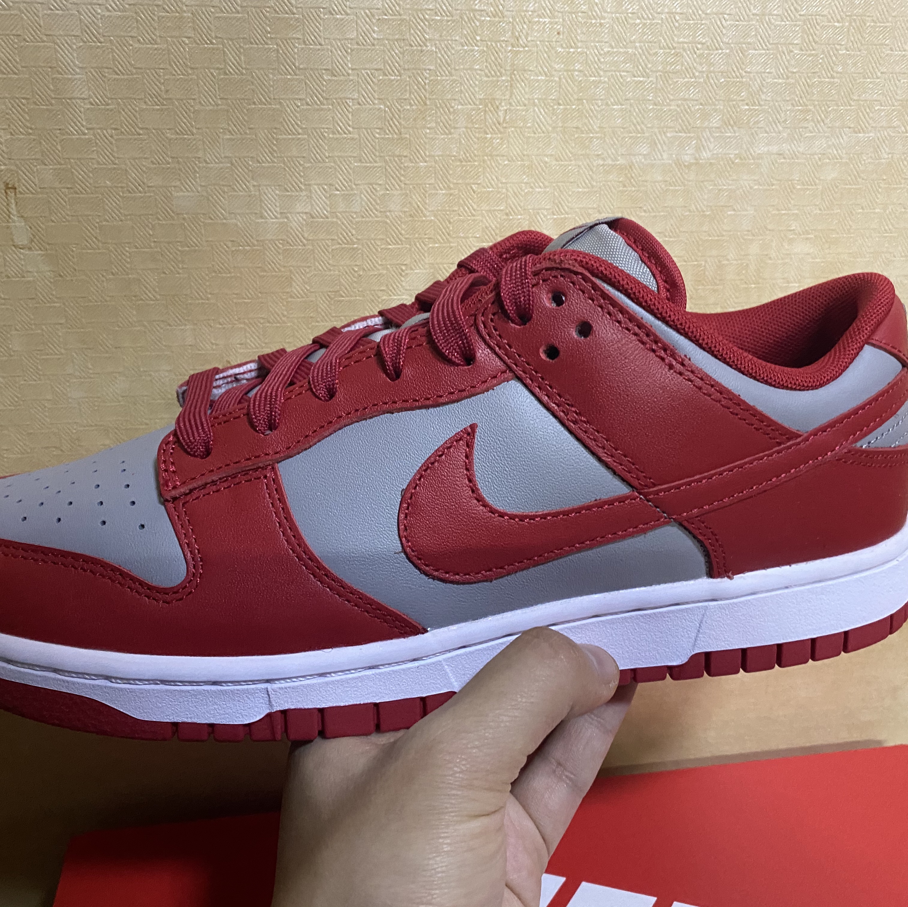 Nike Dunk Low Retro Medium Grey 착용 스타일 - 3