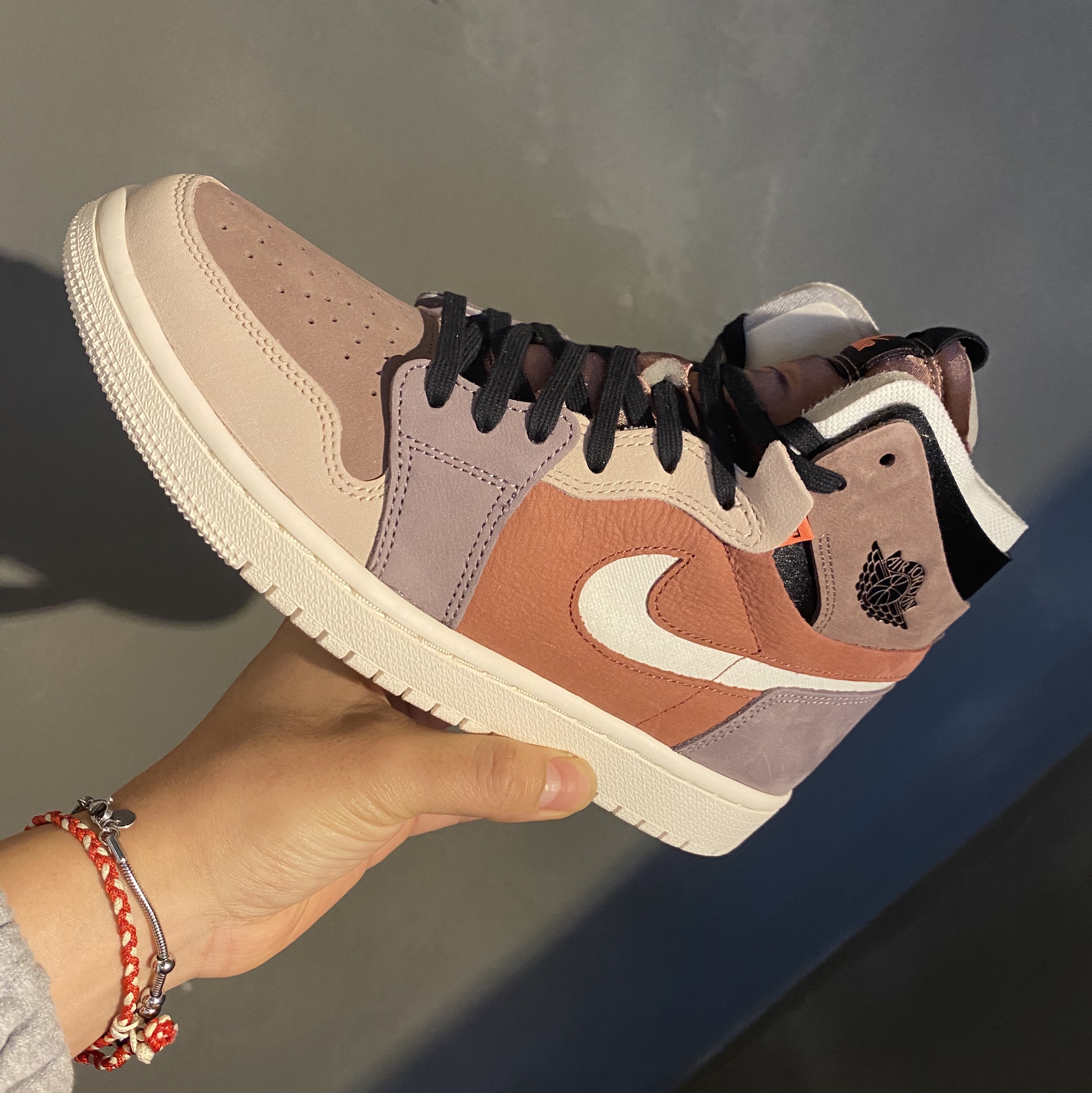 (W) Jordan 1 Zoom Air CMFT Rust 착용 스타일