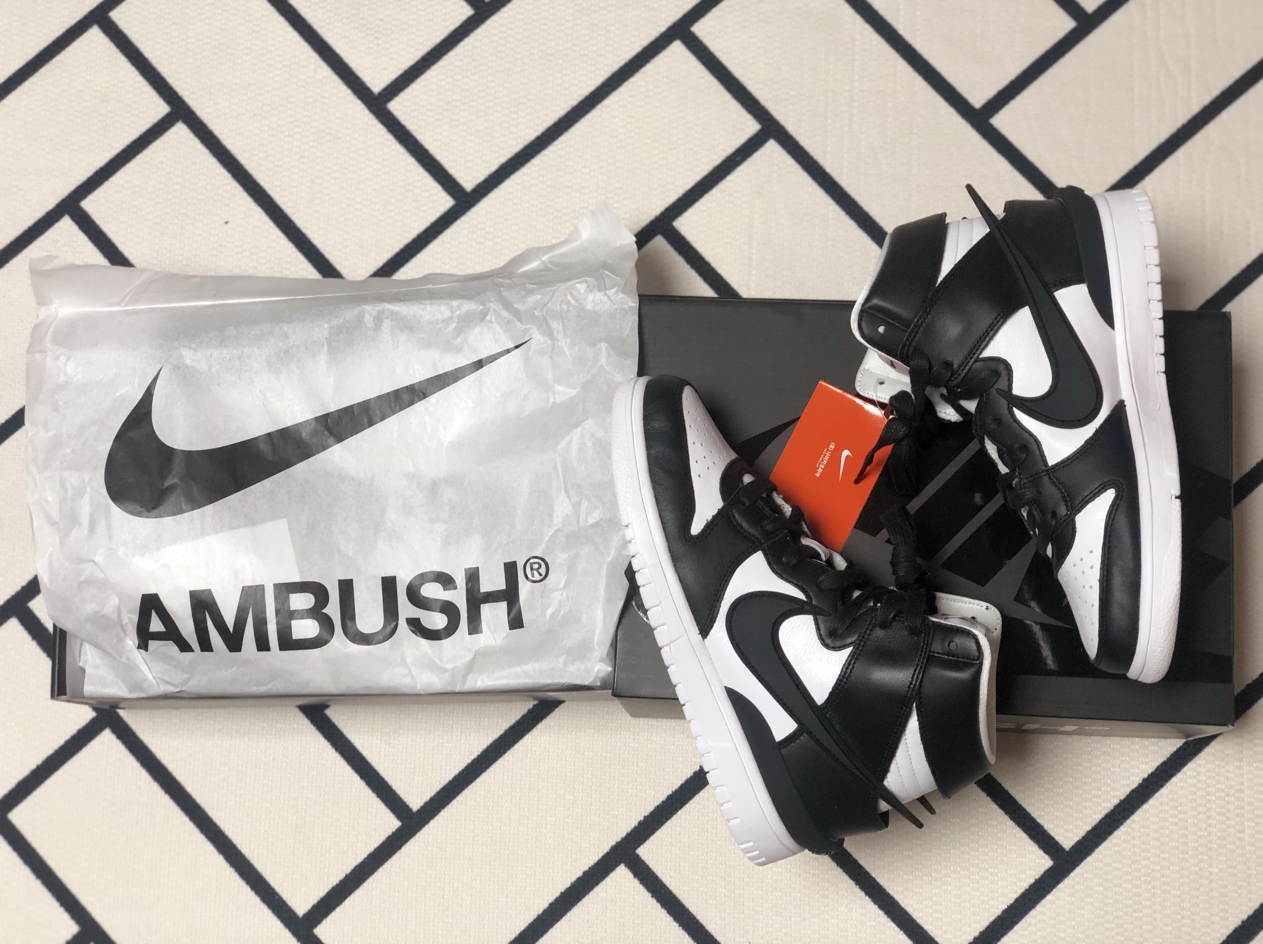 Nike x Ambush Dunk High Black 착용 스타일 - 3
