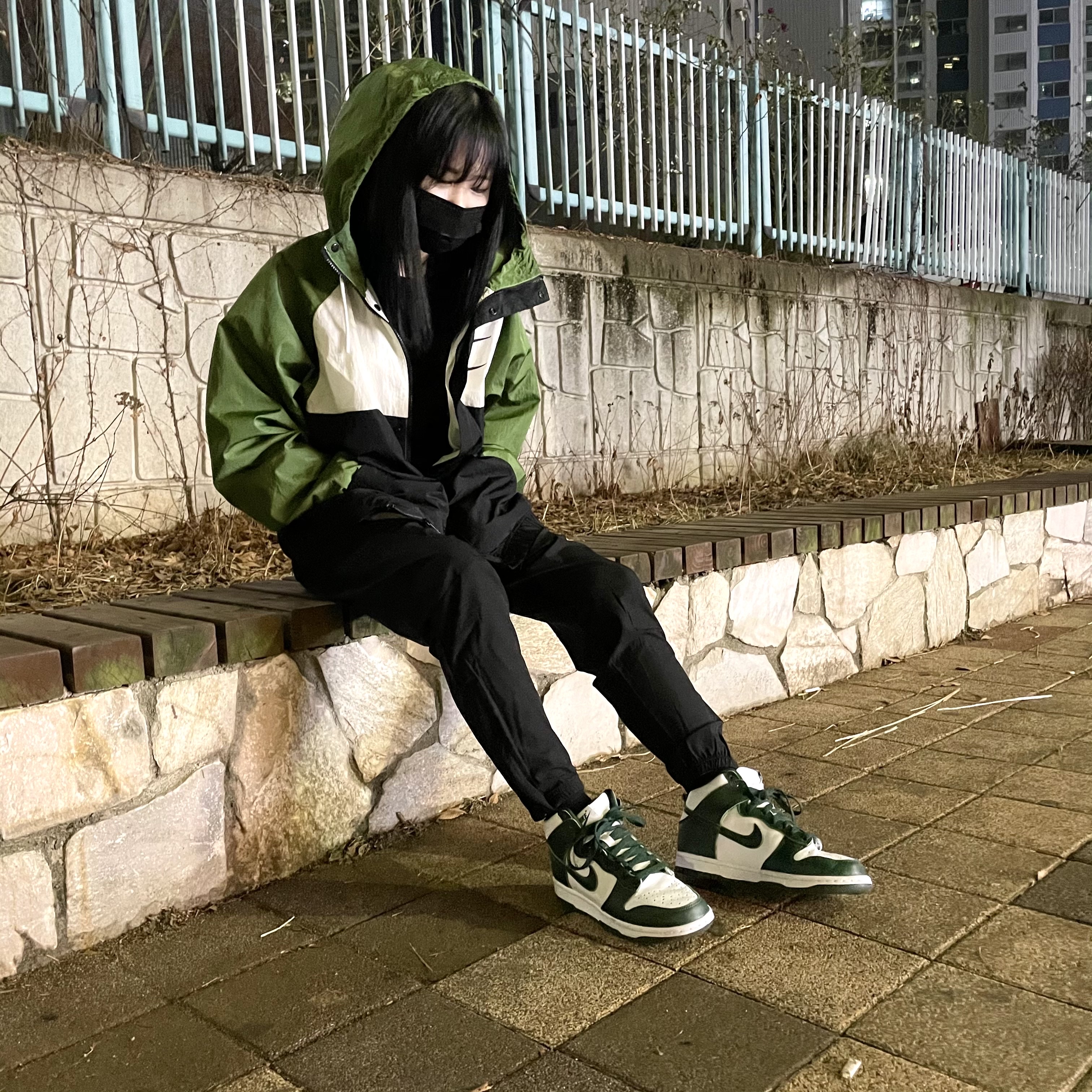 Nike Dunk High SP Spartan Green 착용 스타일