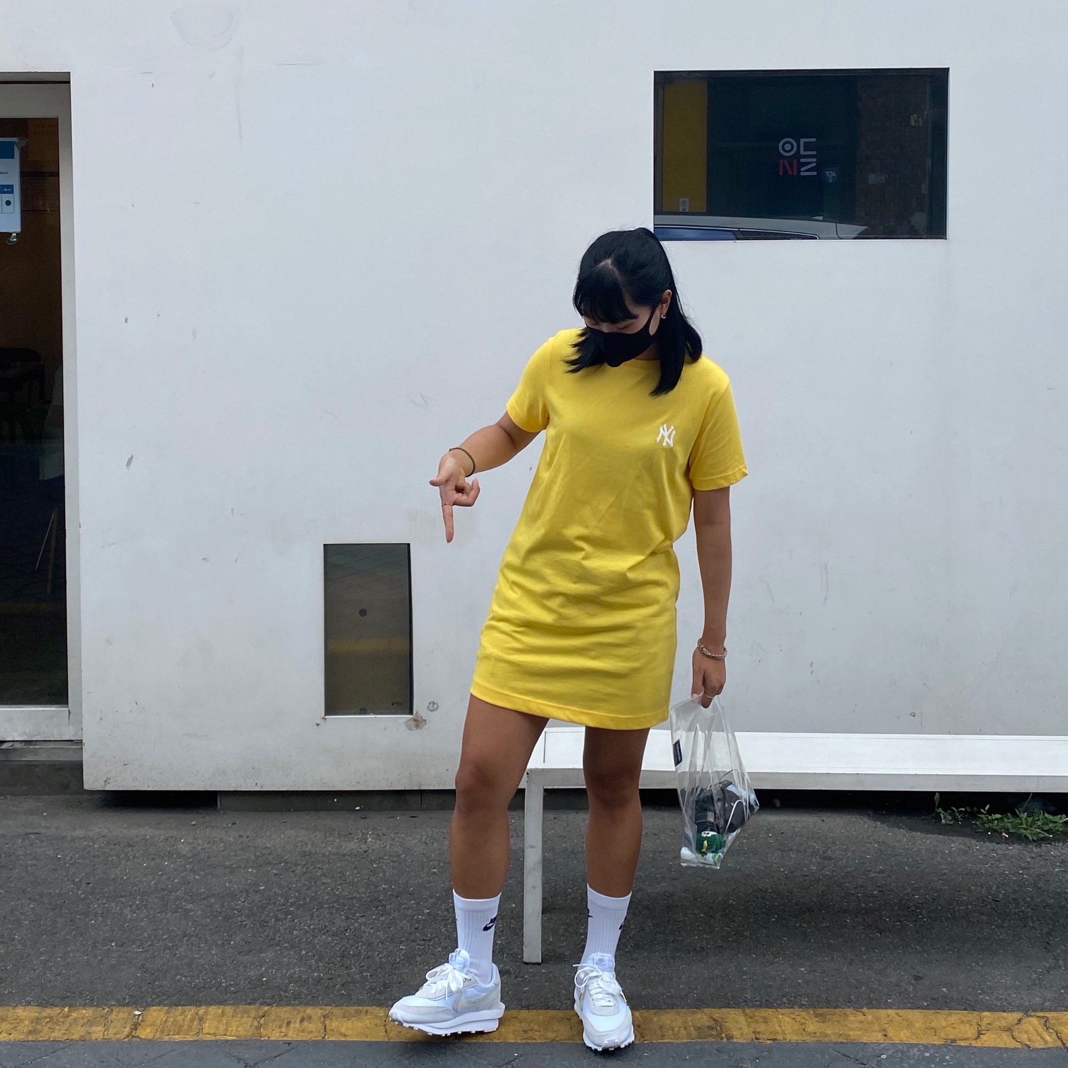 Nike x Sacai LDWaffle White Nylon 착용 스타일
