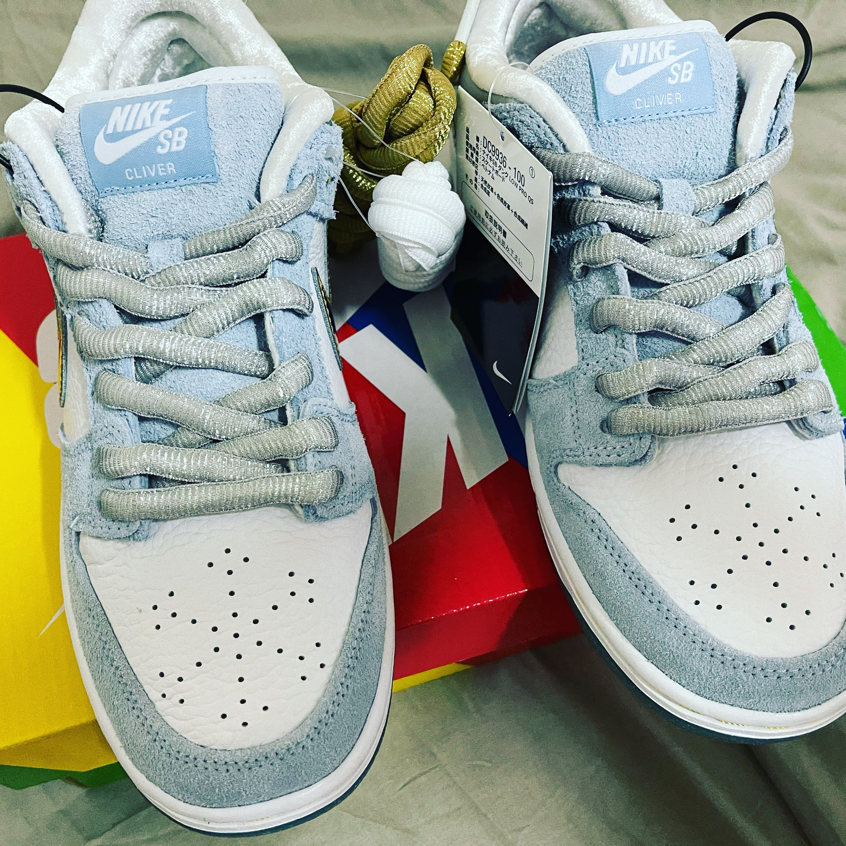 Nike x Sean Cliver SB Dunk Low Holiday Special 착용 스타일