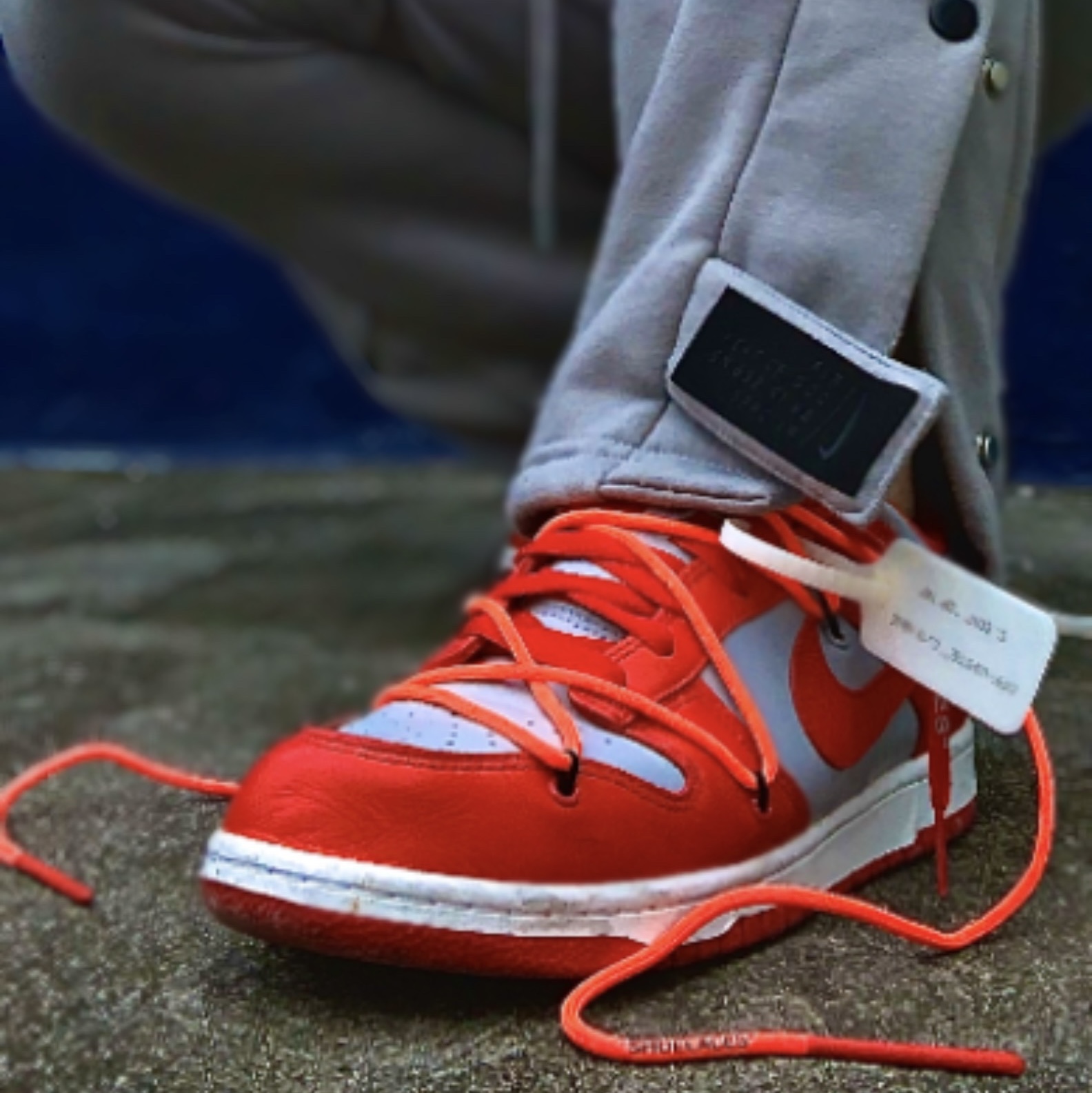 Nike x Off-White Dunk Low University Red 착용 스타일
