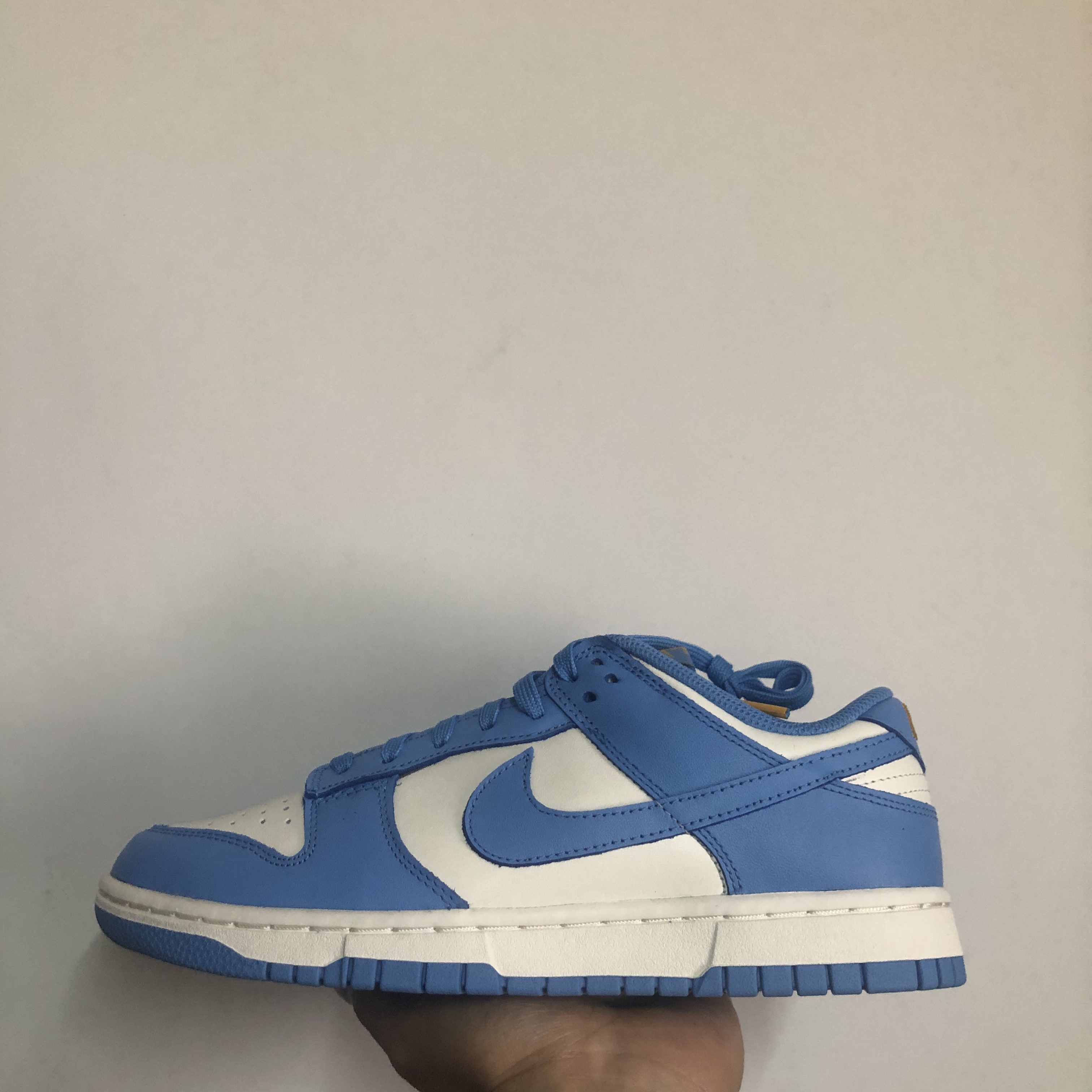 (W) Nike Dunk Low Coast, Nike Dunk Low Retro Black 착용 스타일 - 1