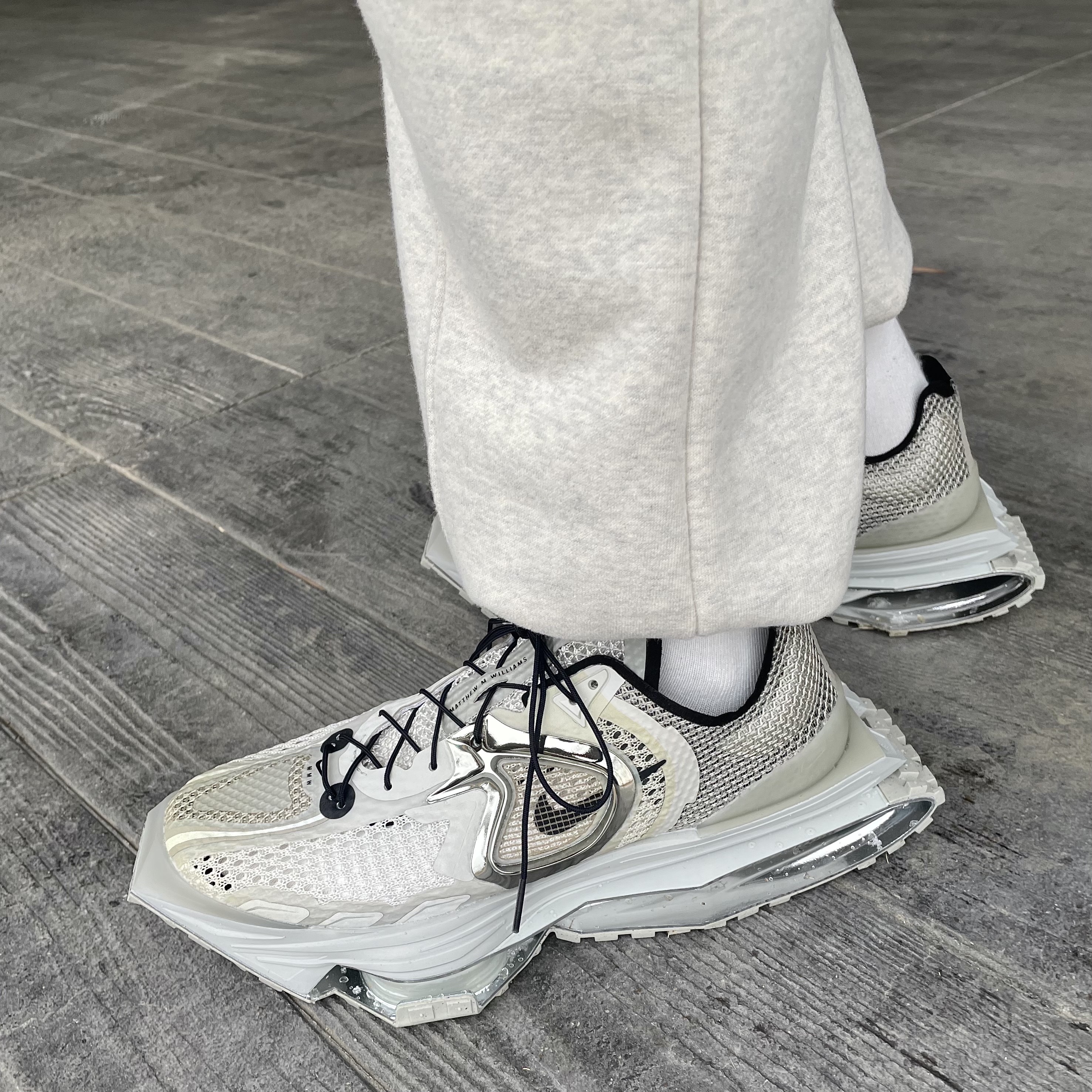 Nike x Matthew M Williams Zoom 004 Stone 착용 스타일