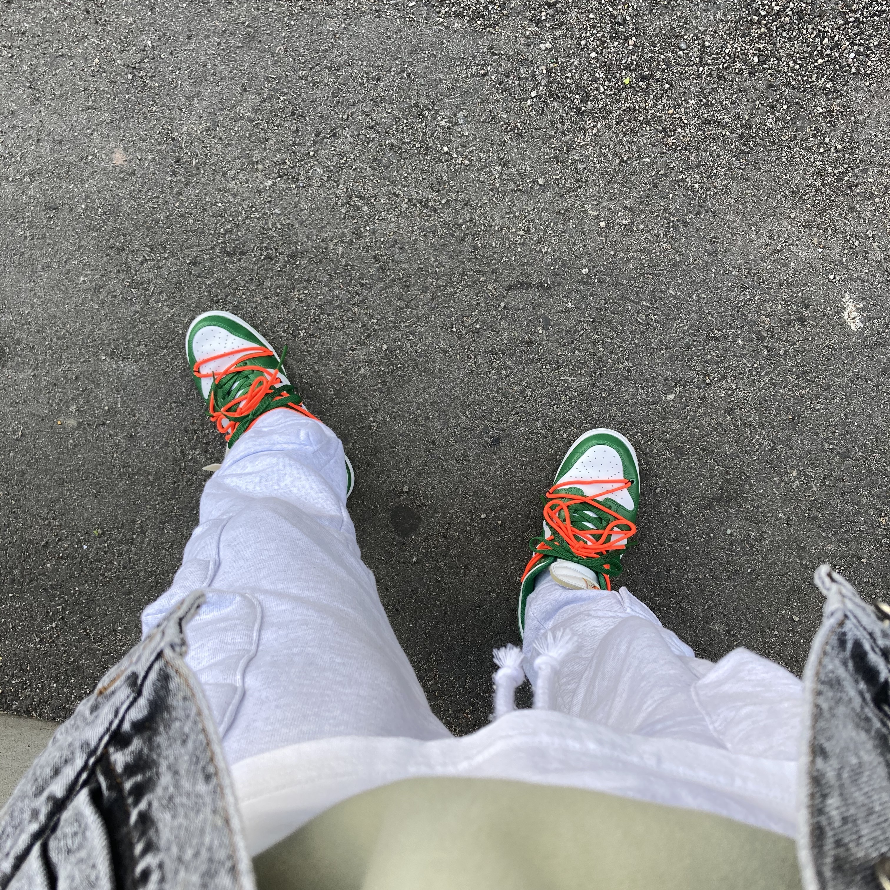 Nike x Off-White Dunk Low Pine Green 착용 스타일
