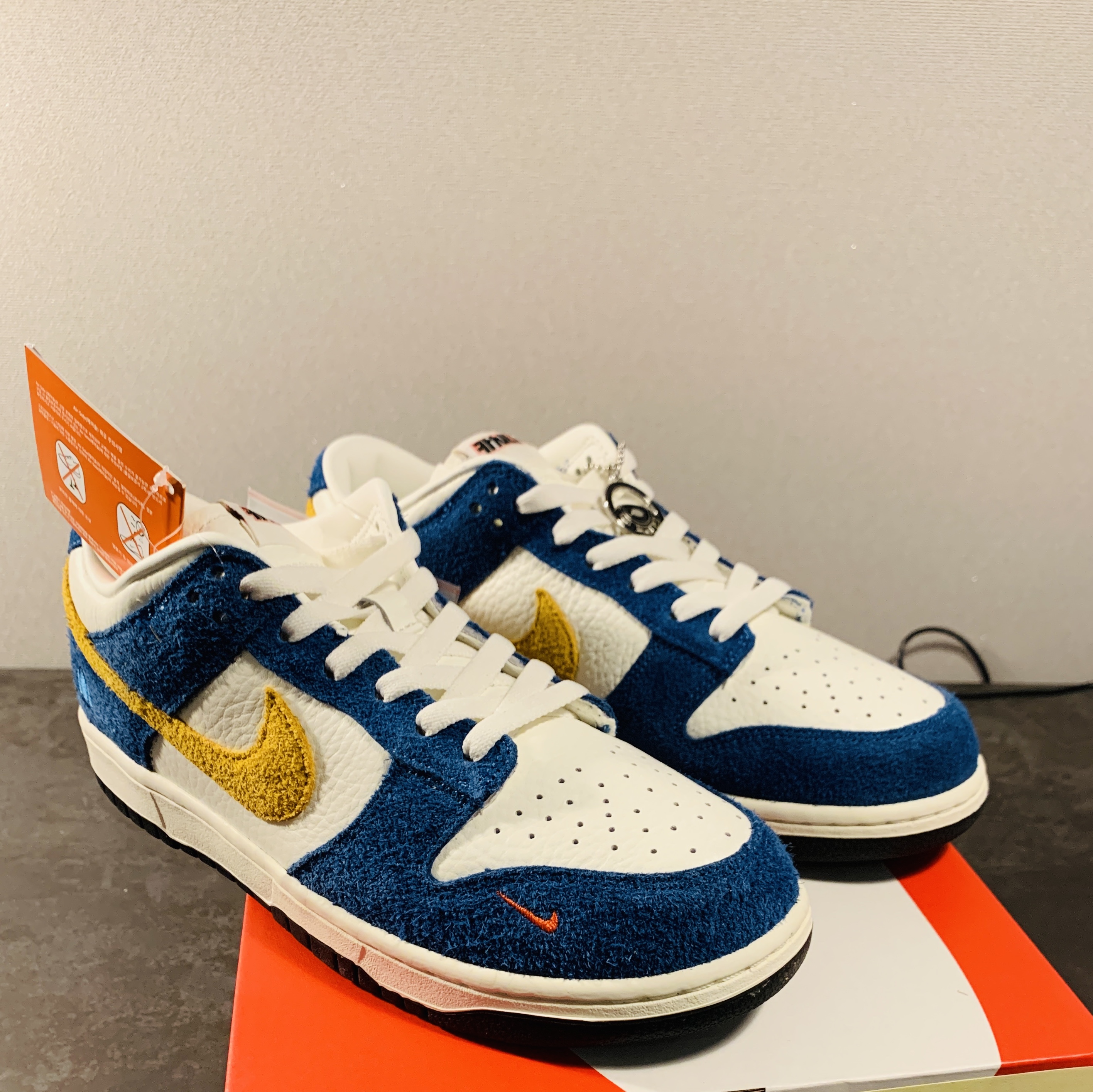 Nike x Kasina Dunk Low 80's Bus 착용 스타일