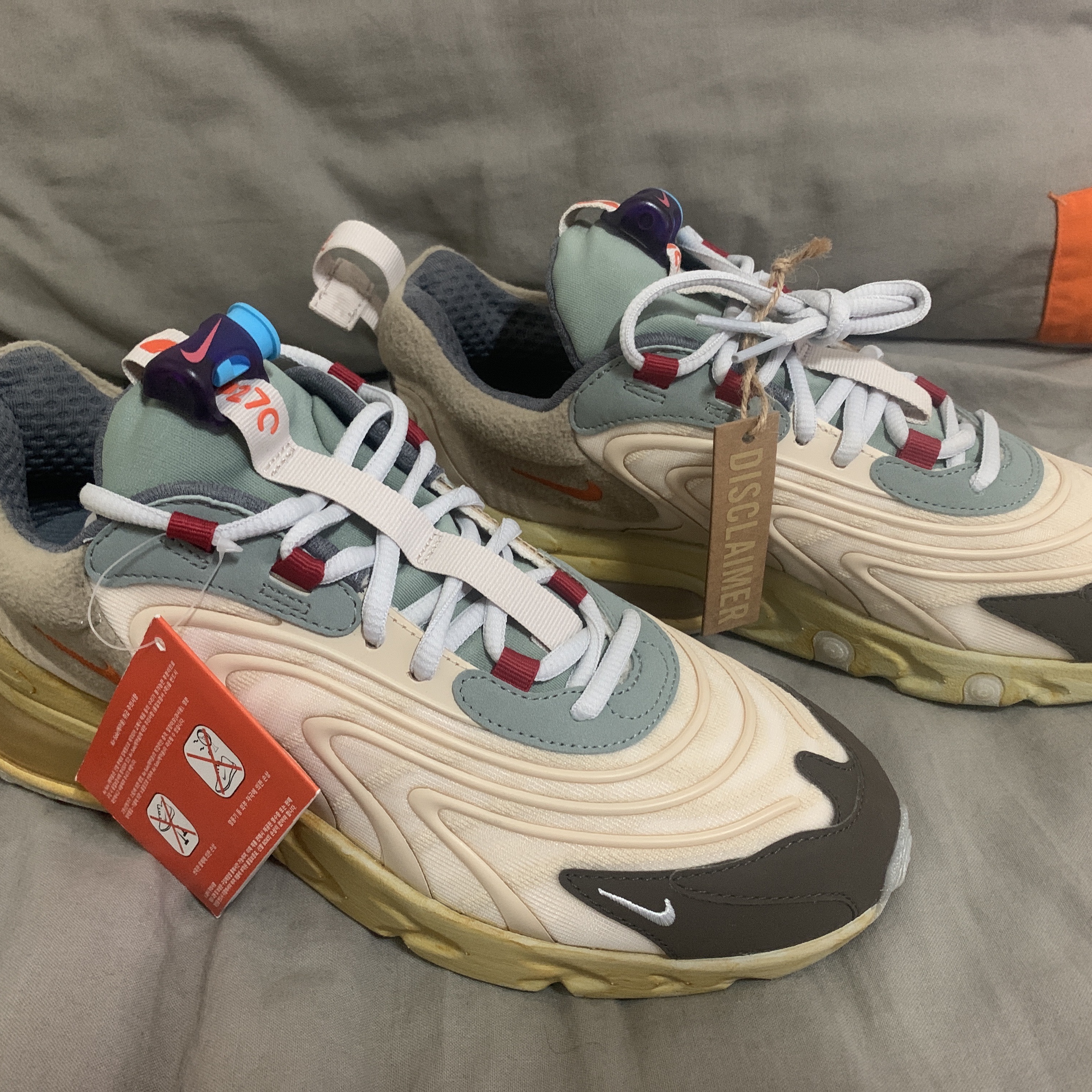 Nike x Travis Scott Air Max 270 React Cactus Trails 착용 스타일