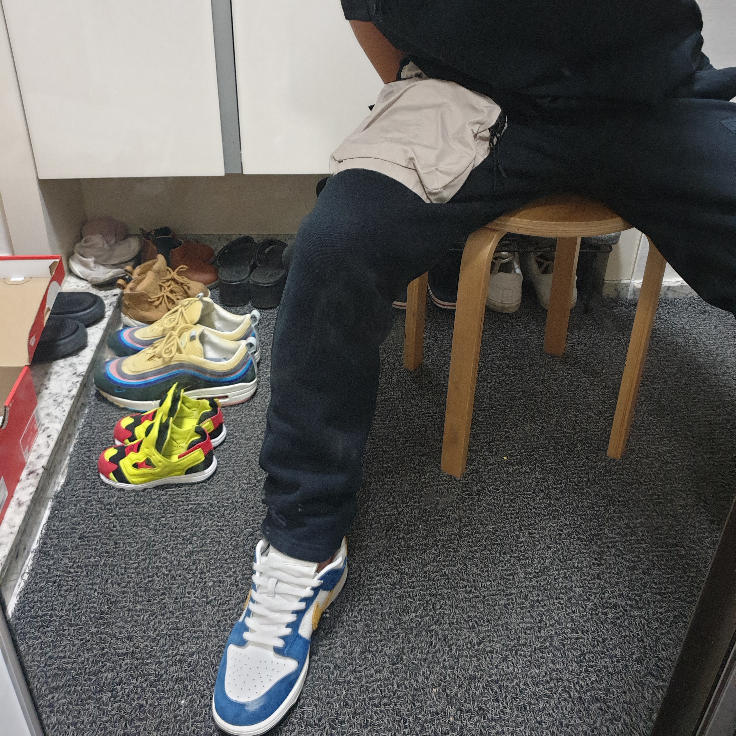 Nike x Kasina Dunk Low 80's Bus, Nike x Sean Wotherspoon Air Max 1/97 착용 스타일