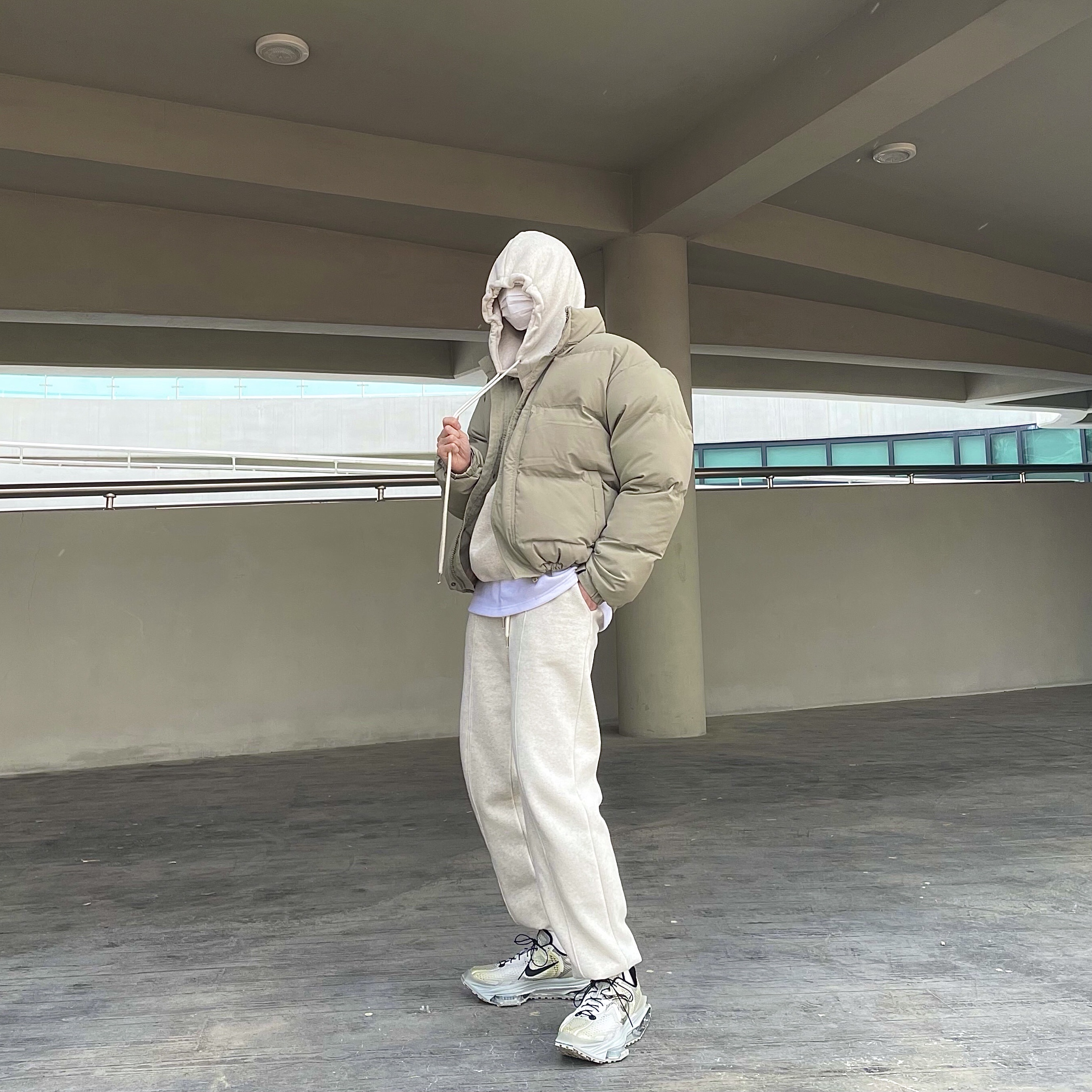 Nike x Matthew M Williams Zoom 004 Stone 착용 스타일