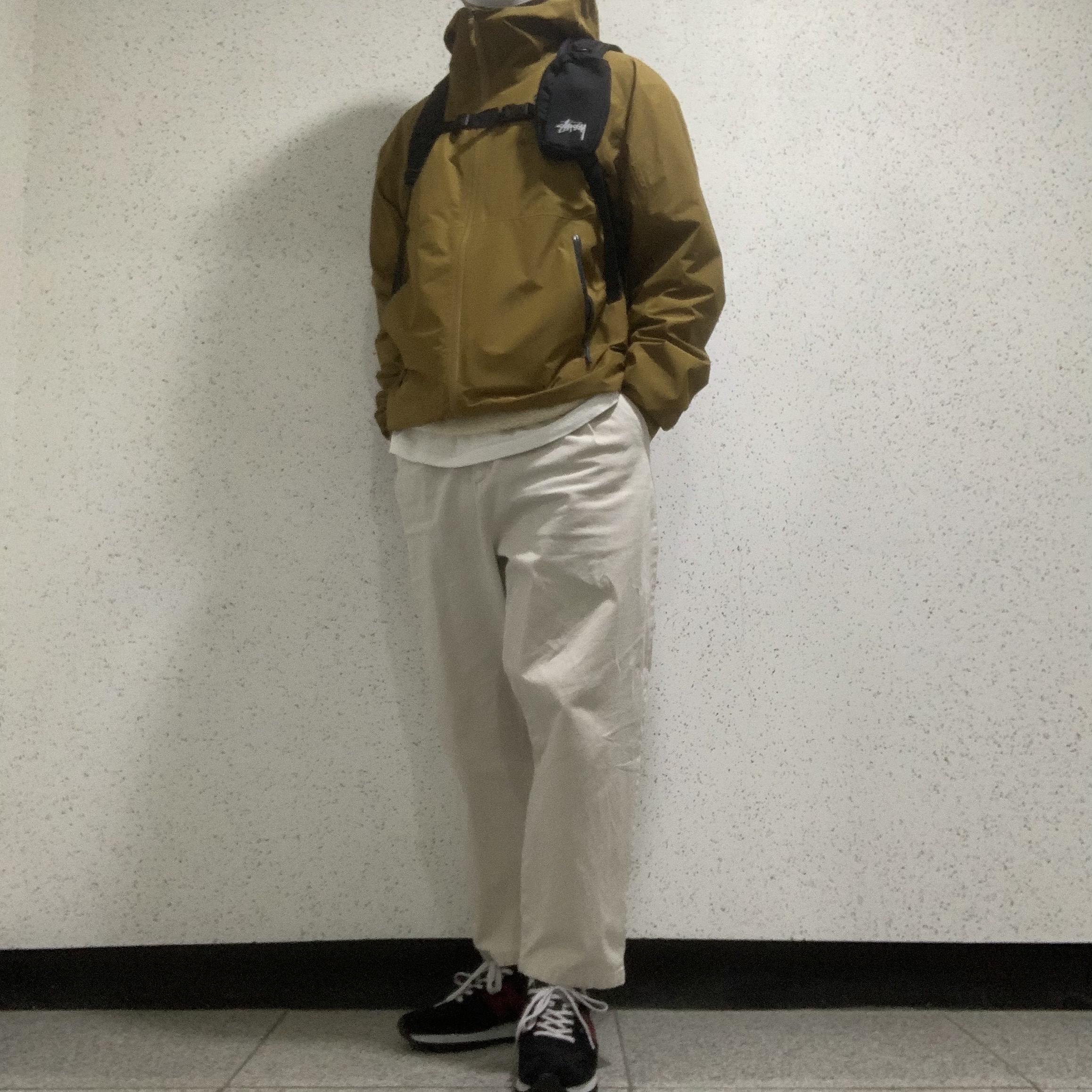 New Balance 990 Made in USA Black Burgundy 착용 스타일