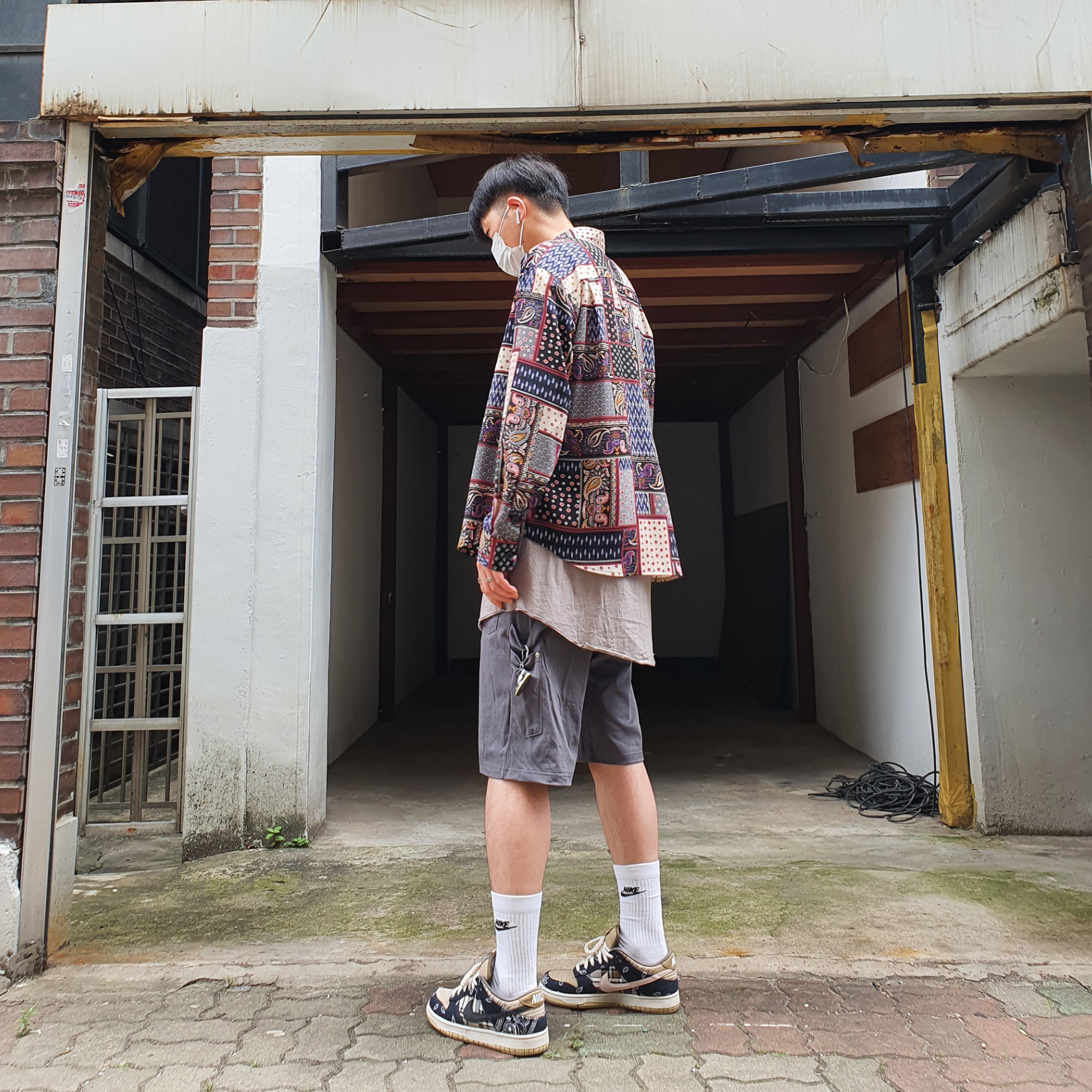 Nike x Travis Scott SB Dunk Low 착용 스타일