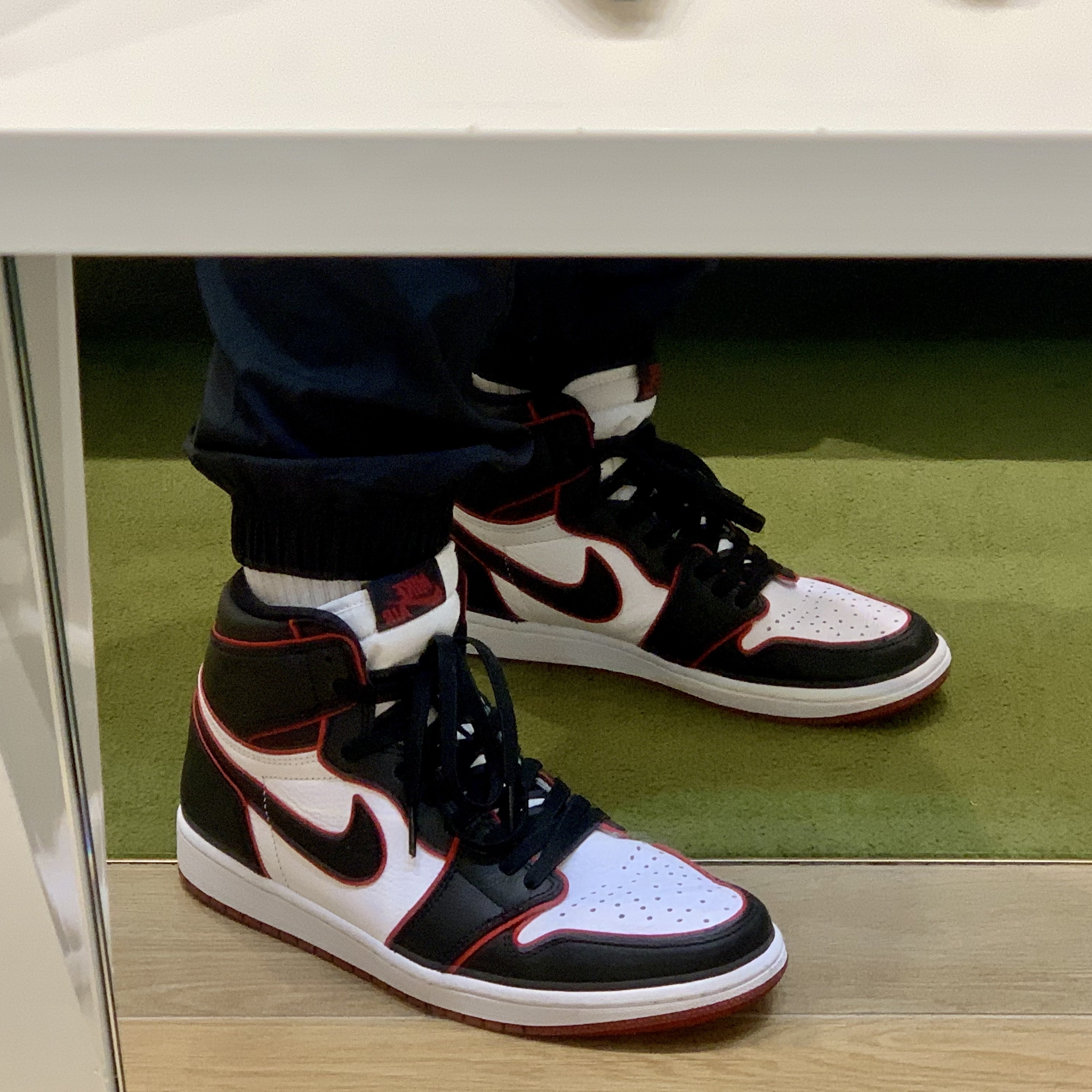 Jordan 1 Retro High OG Bloodline 착용 스타일