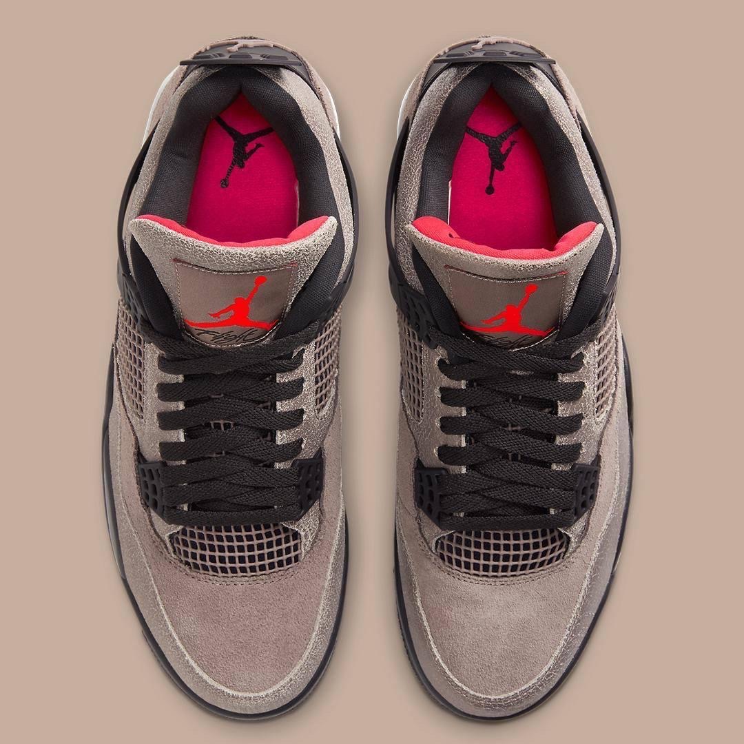 Jordan 4 Retro OG Fire Red 2020, Jordan 4 x Union Retro Off Noir 착용 스타일 - 5