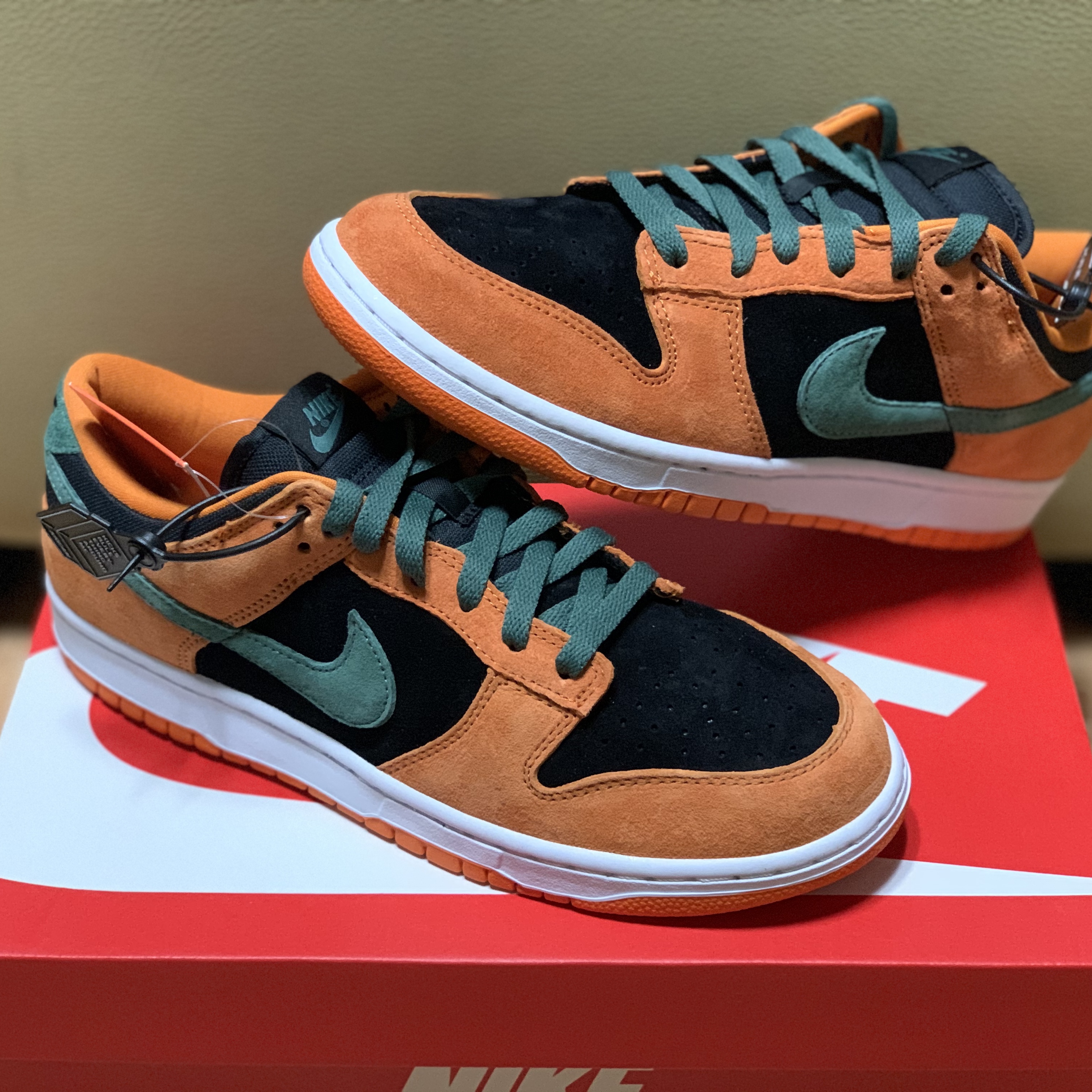Nike Dunk Low SP Ceramic 착용 스타일 - 2
