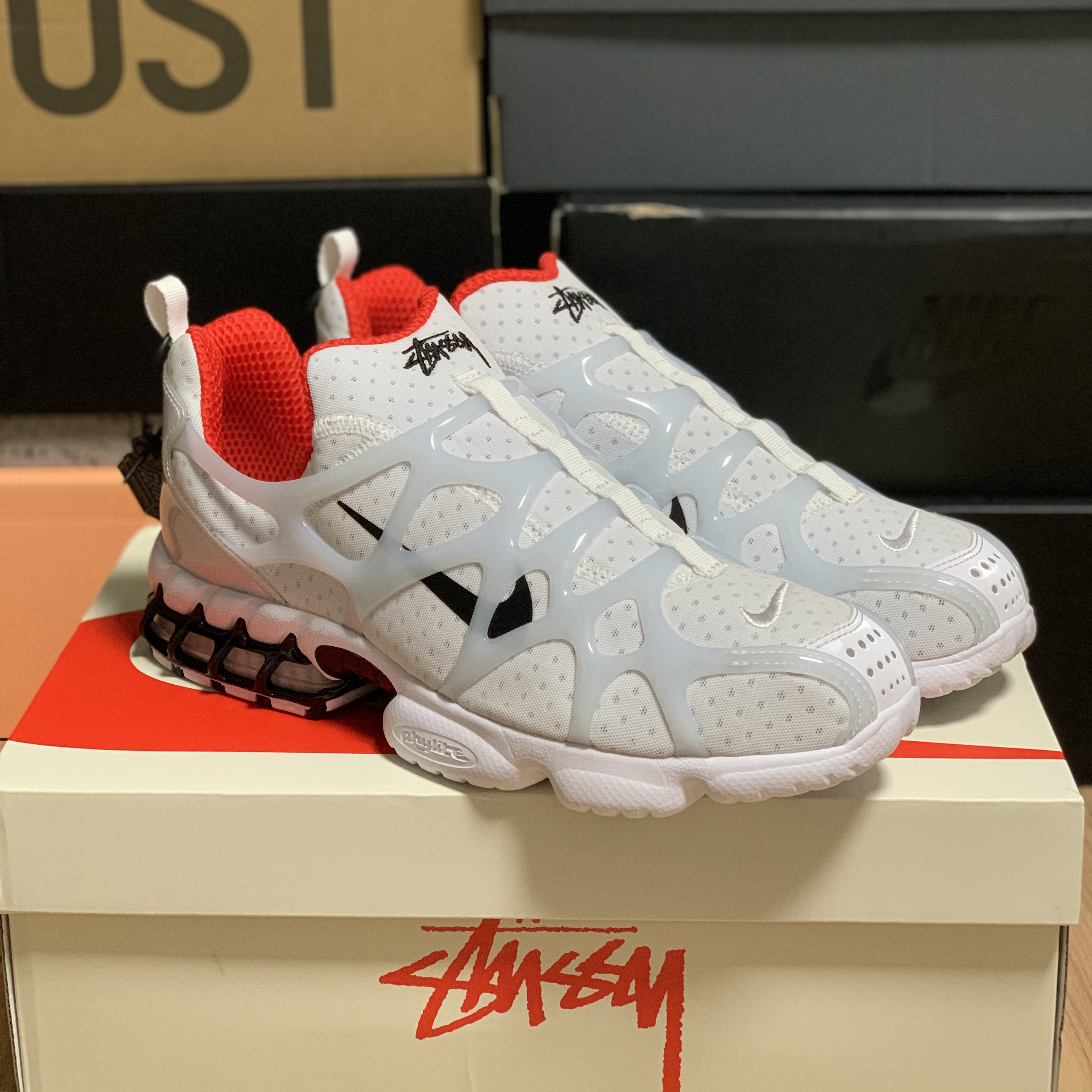Nike x Stussy Air Zoom Spiridon Kukini White 착용 스타일