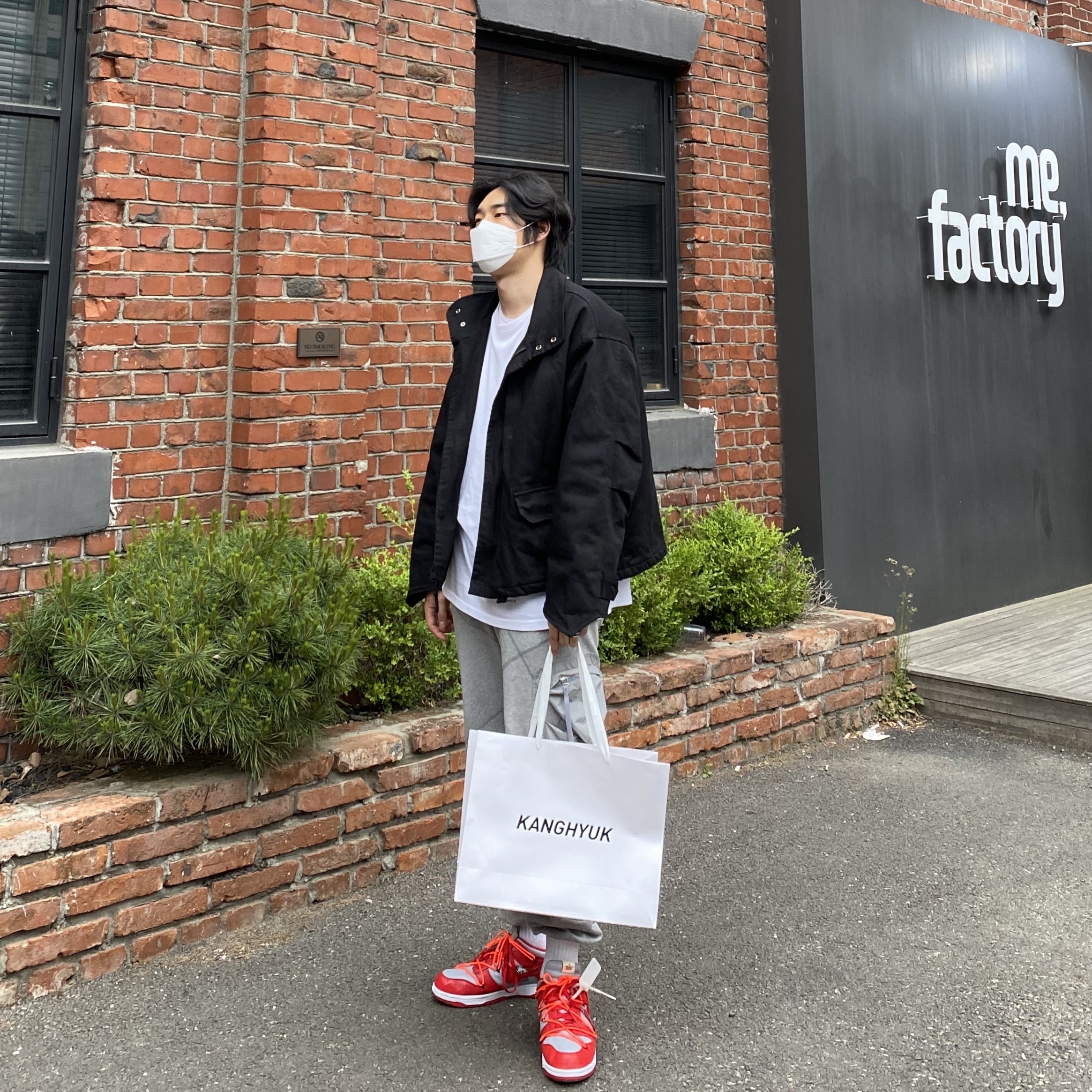 Nike x Off-White Dunk Low University Red 착용 스타일
