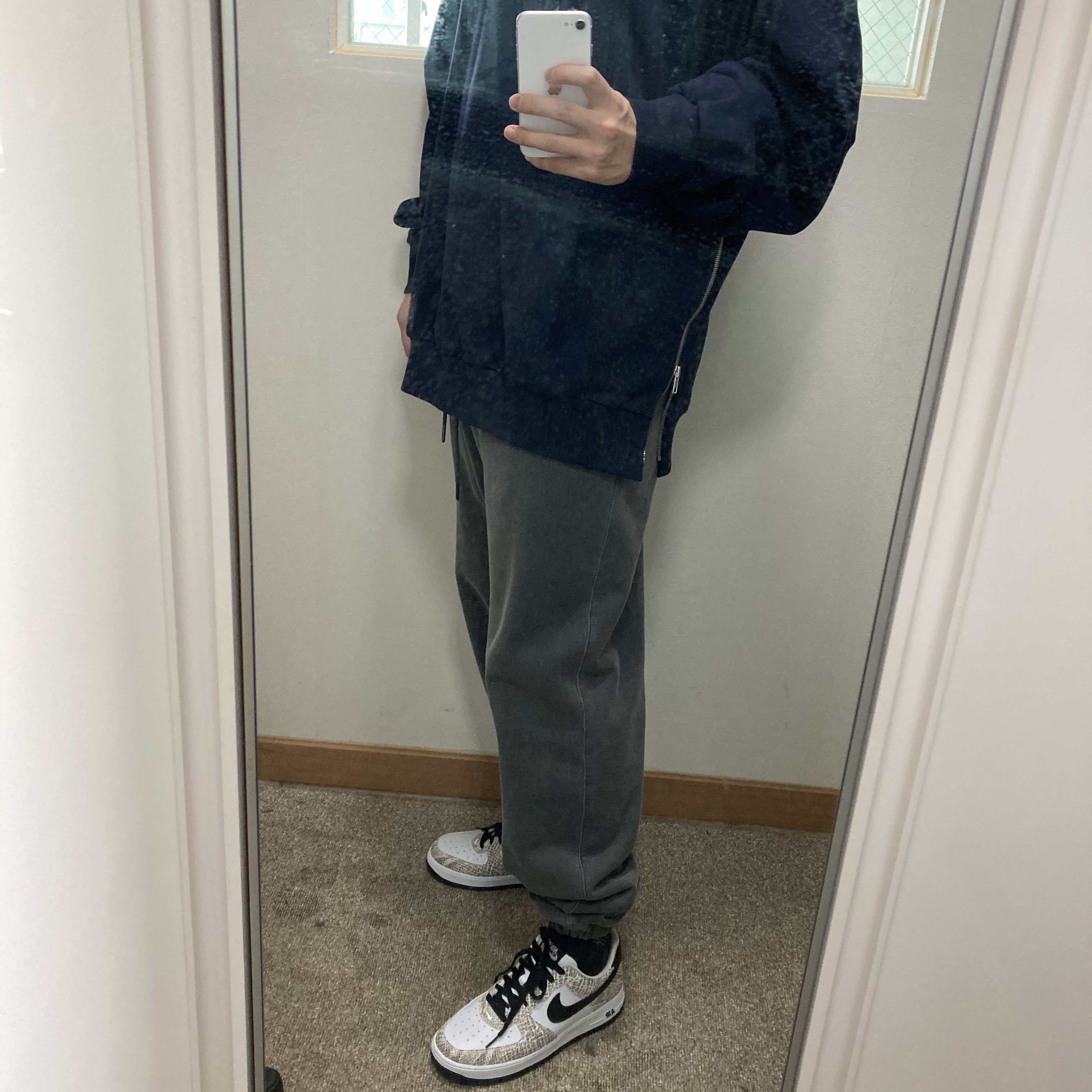 Nike Air Force 1 CO.JP Cocoa Snake OG 착용 스타일 - 1