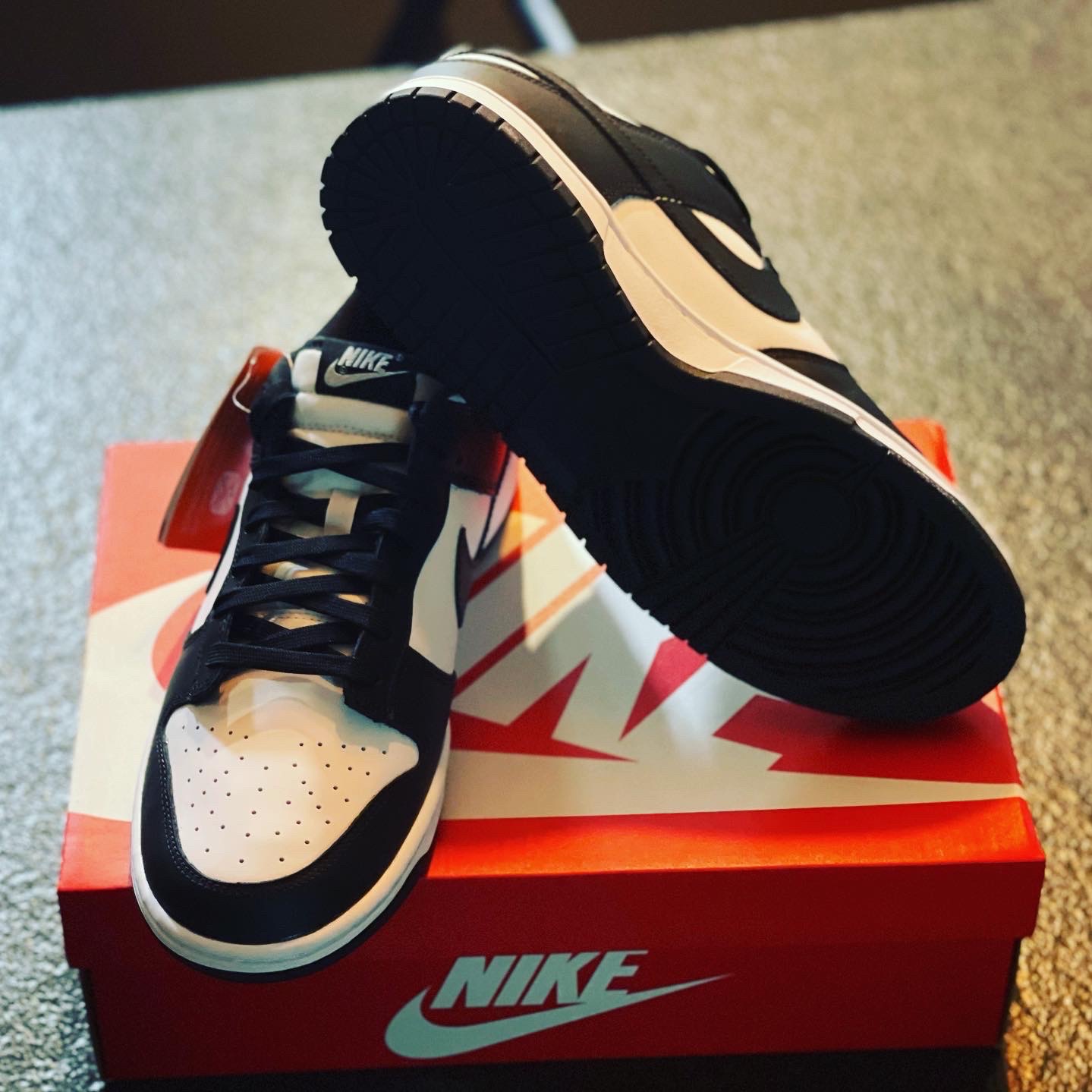 Nike Dunk Low Retro Black 착용 스타일