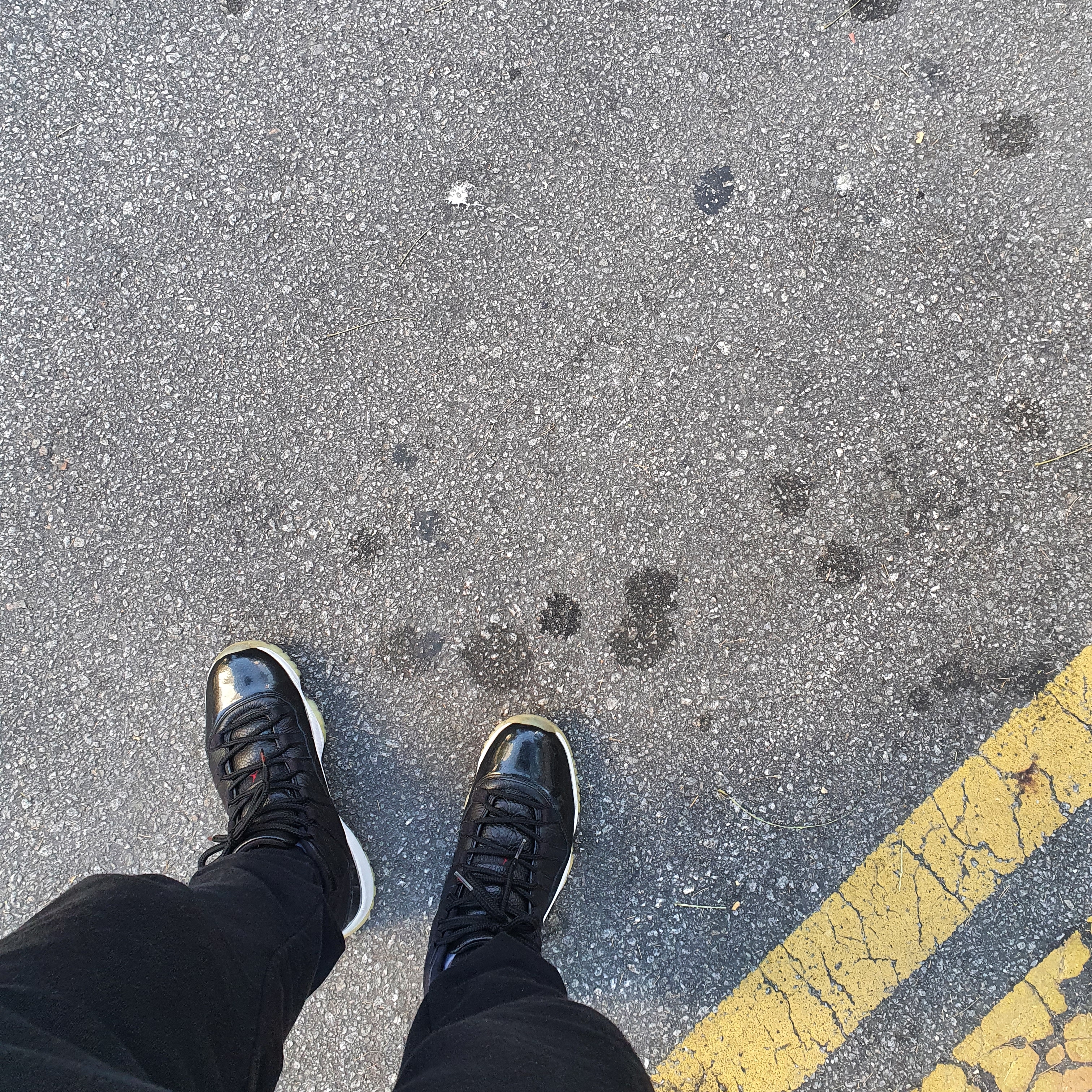 Jordan 11 Retro 72-10 착용 스타일