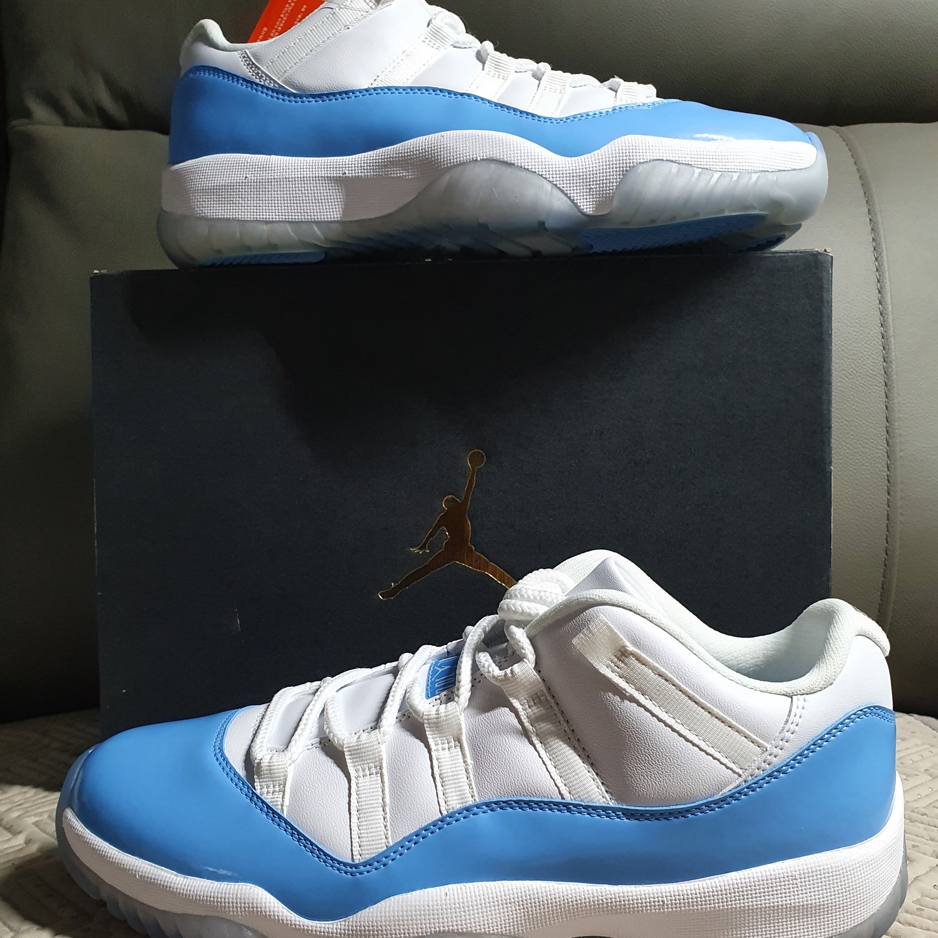 Jordan 11 Retro Low University Blue 2017 착용 스타일 - 2