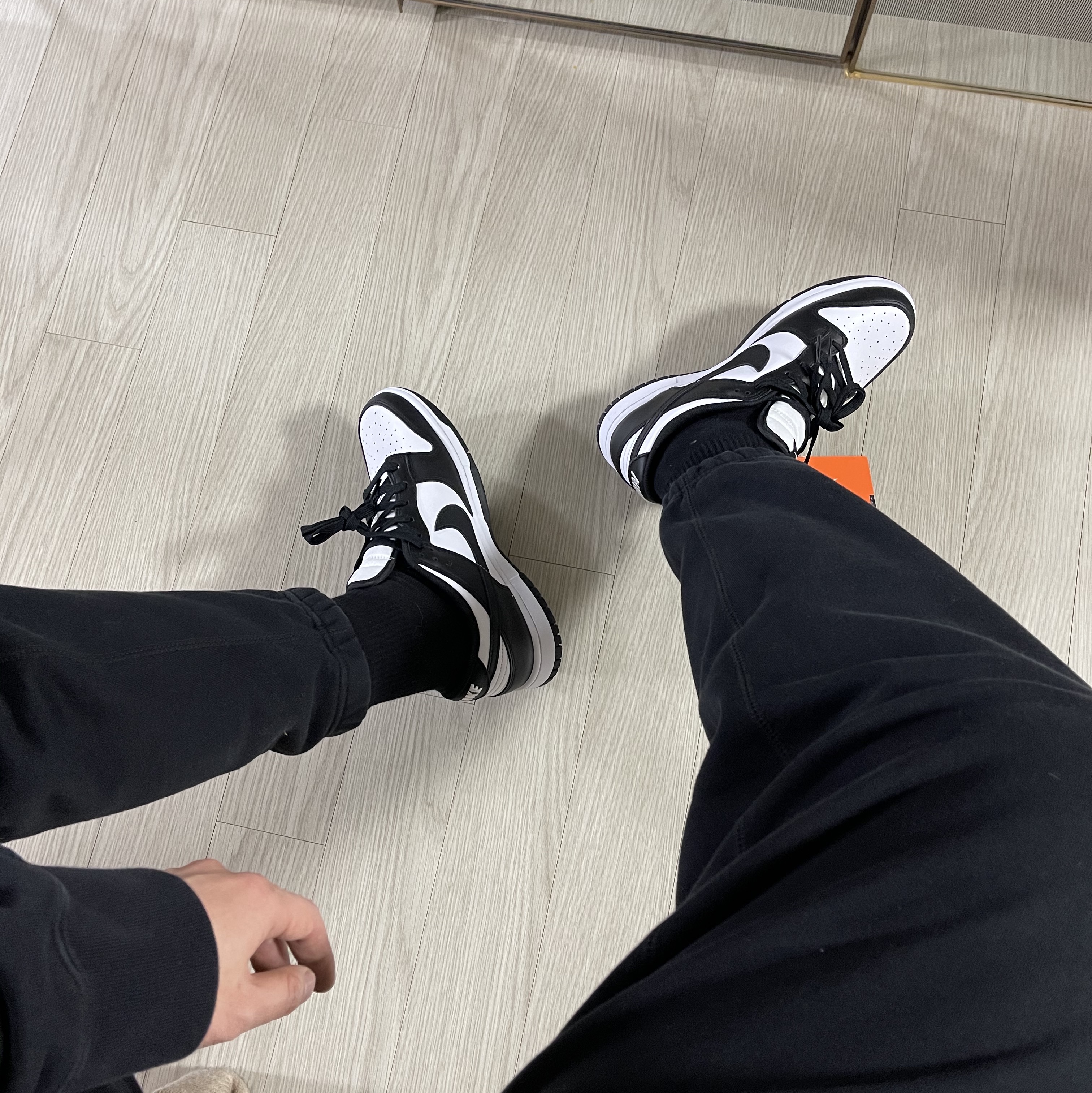 Nike Dunk Low Retro Black 착용 스타일