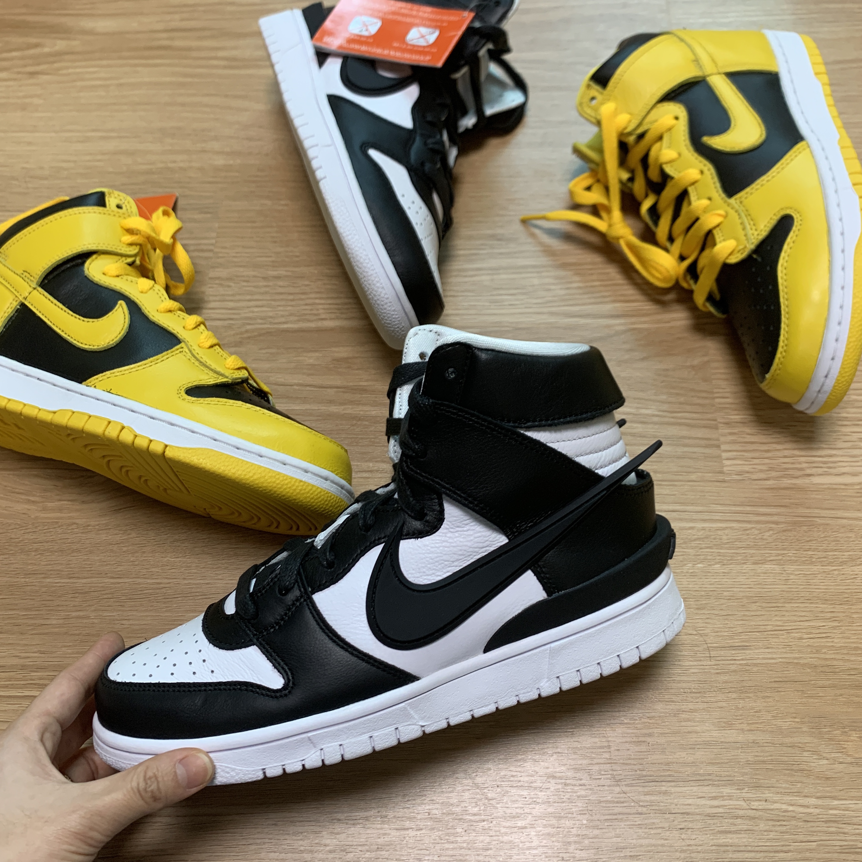 Nike x Ambush Dunk High Black, Nike Dunk High SP Varsity Maize 착용 스타일