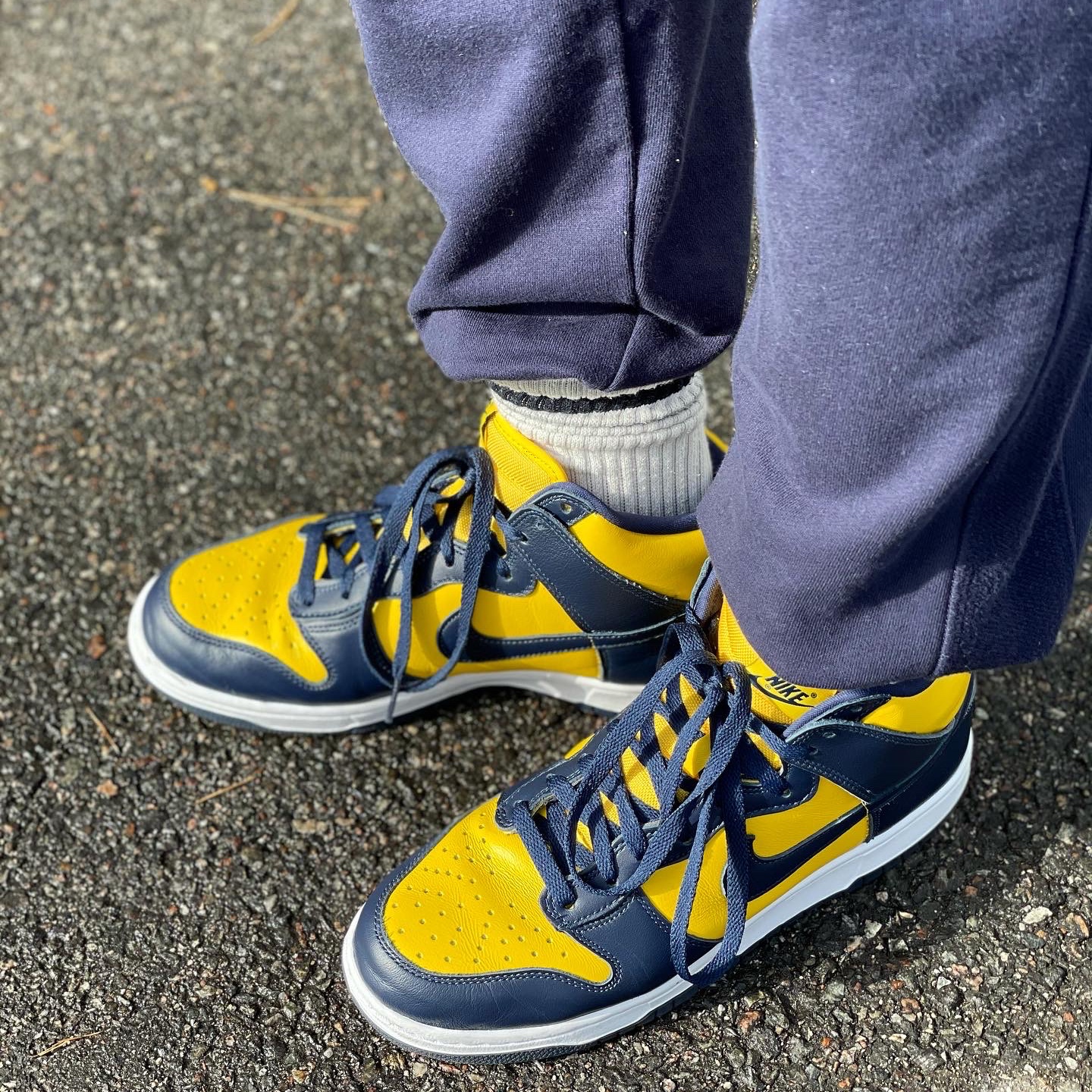 Nike Dunk High SP Maize & Blue 착용 스타일 - 3