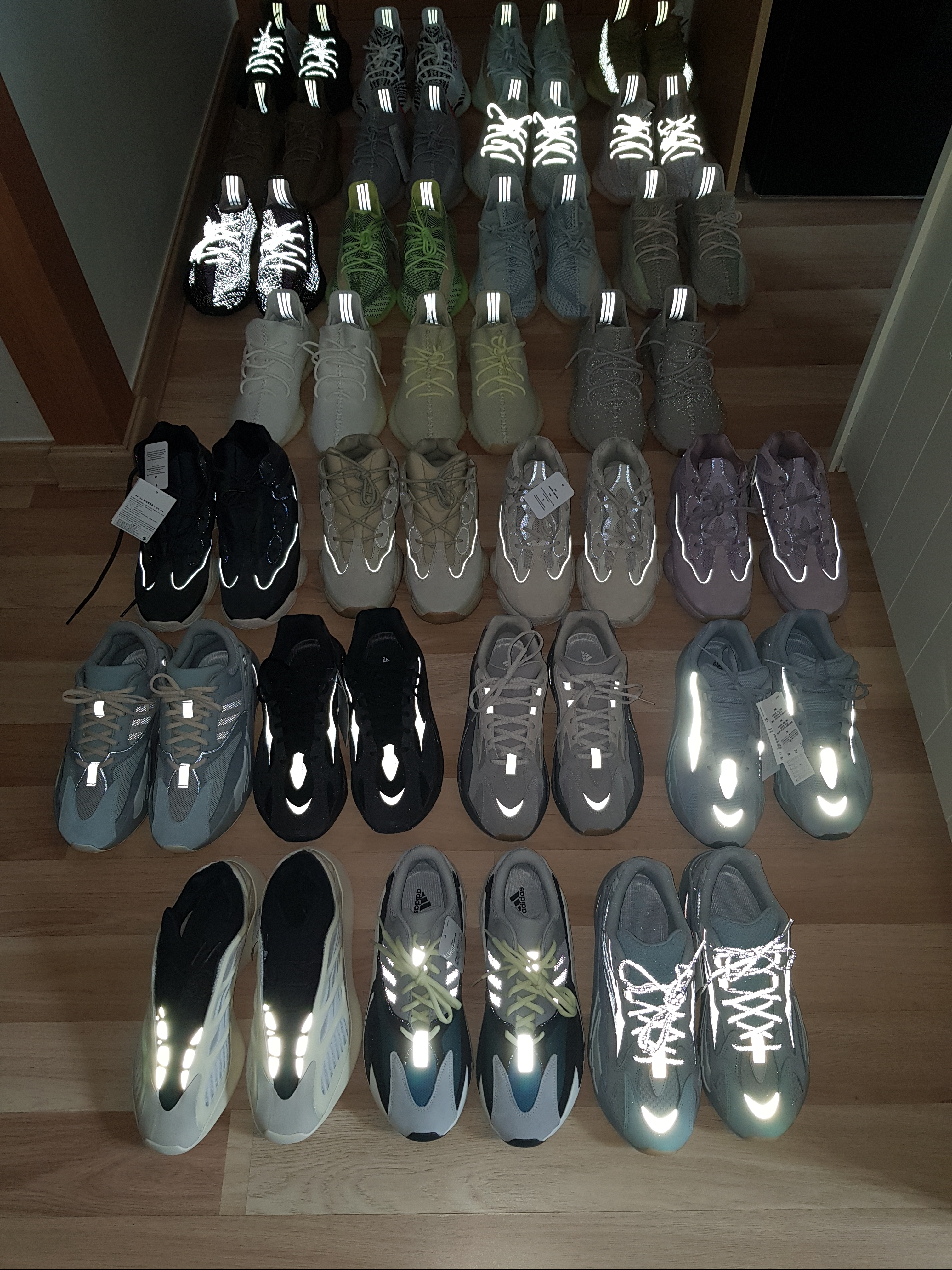 Adidas Yeezy 700 V3 Azael 2019, Adidas Yeezy Boost 700 Wave Runner Solid Grey 2017/2019 착용 스타일 - 2