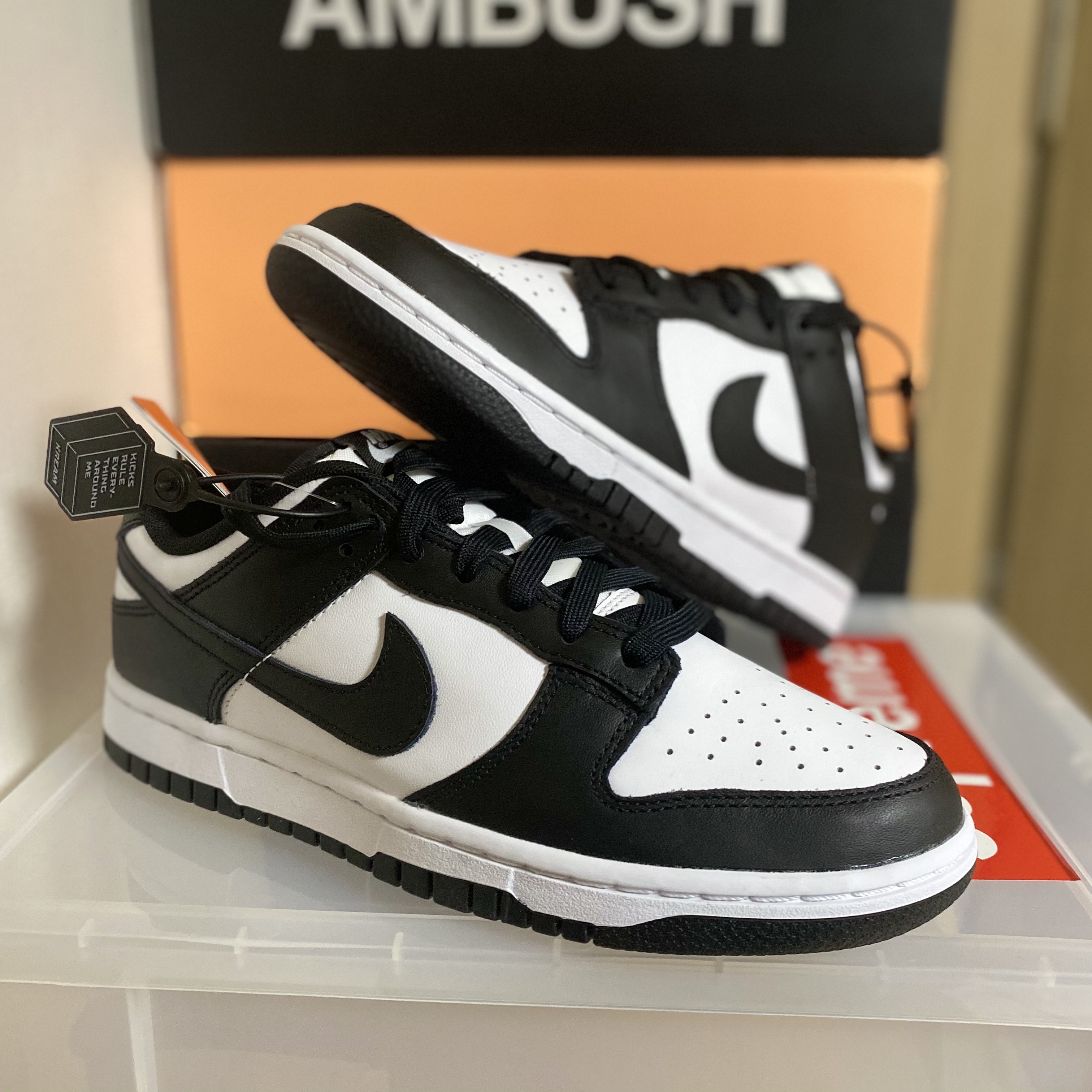 Nike Dunk Low Retro Black 착용 스타일 - 2