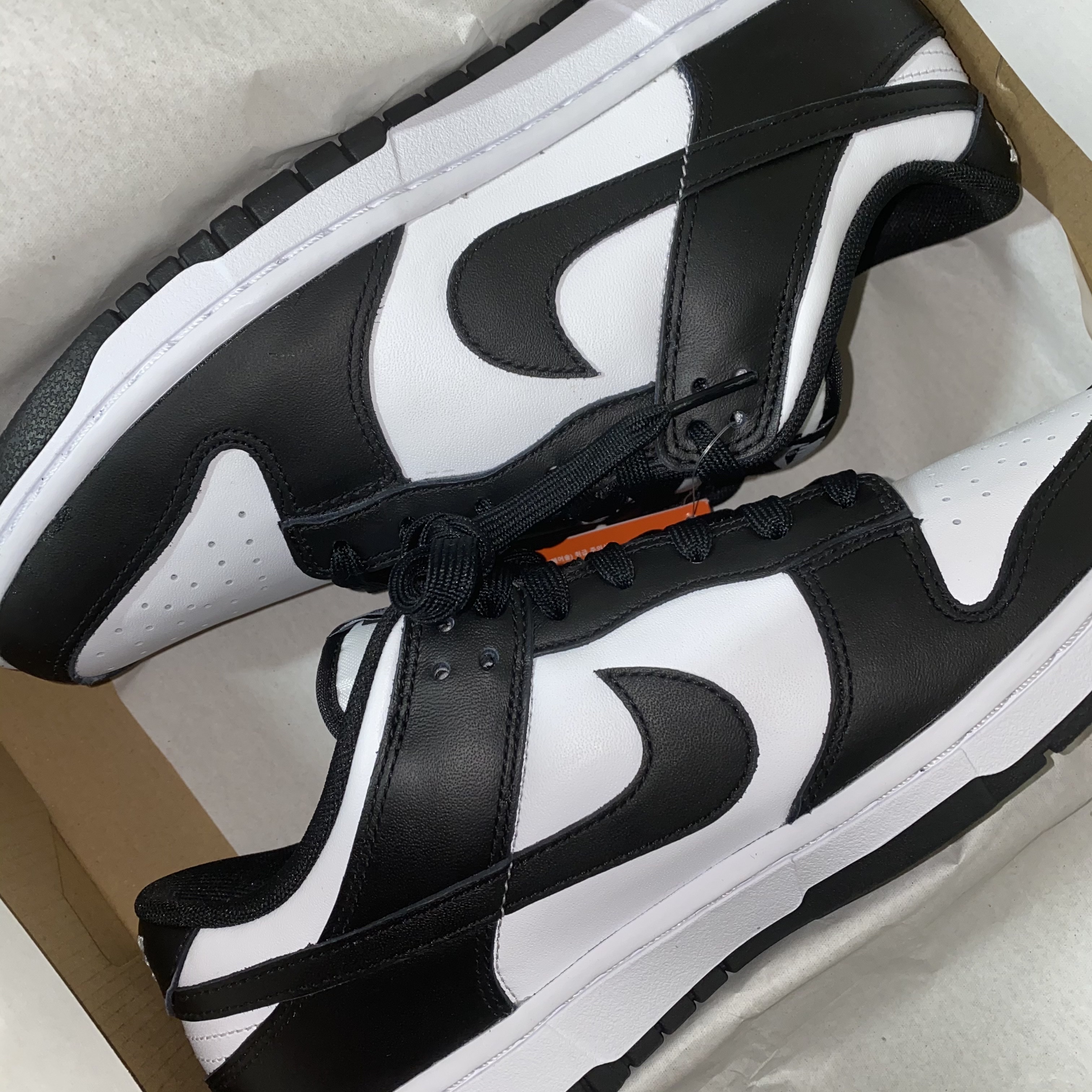 Nike Dunk Low Retro Black 착용 스타일