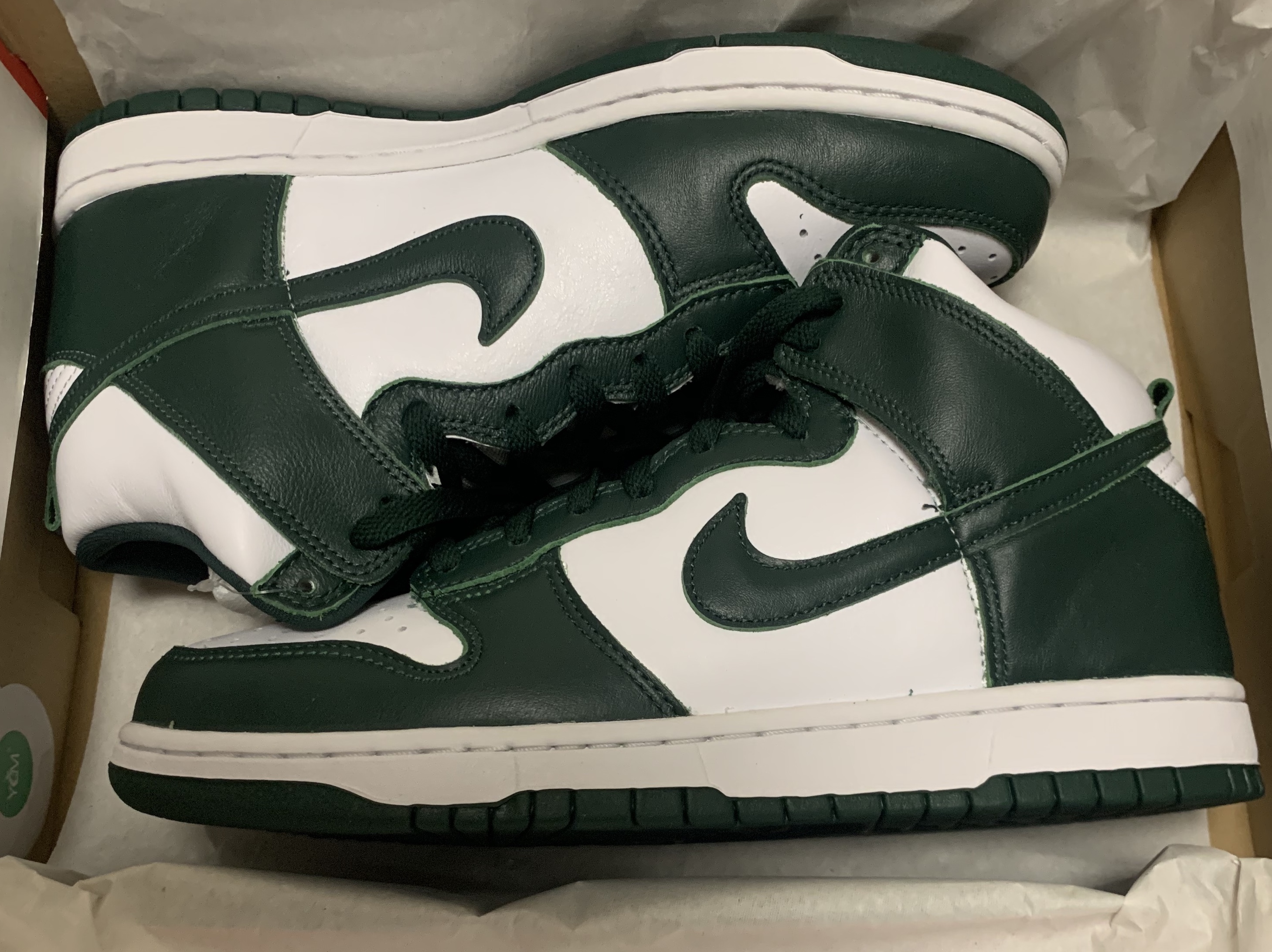 Nike Dunk High SP Spartan Green 착용 스타일