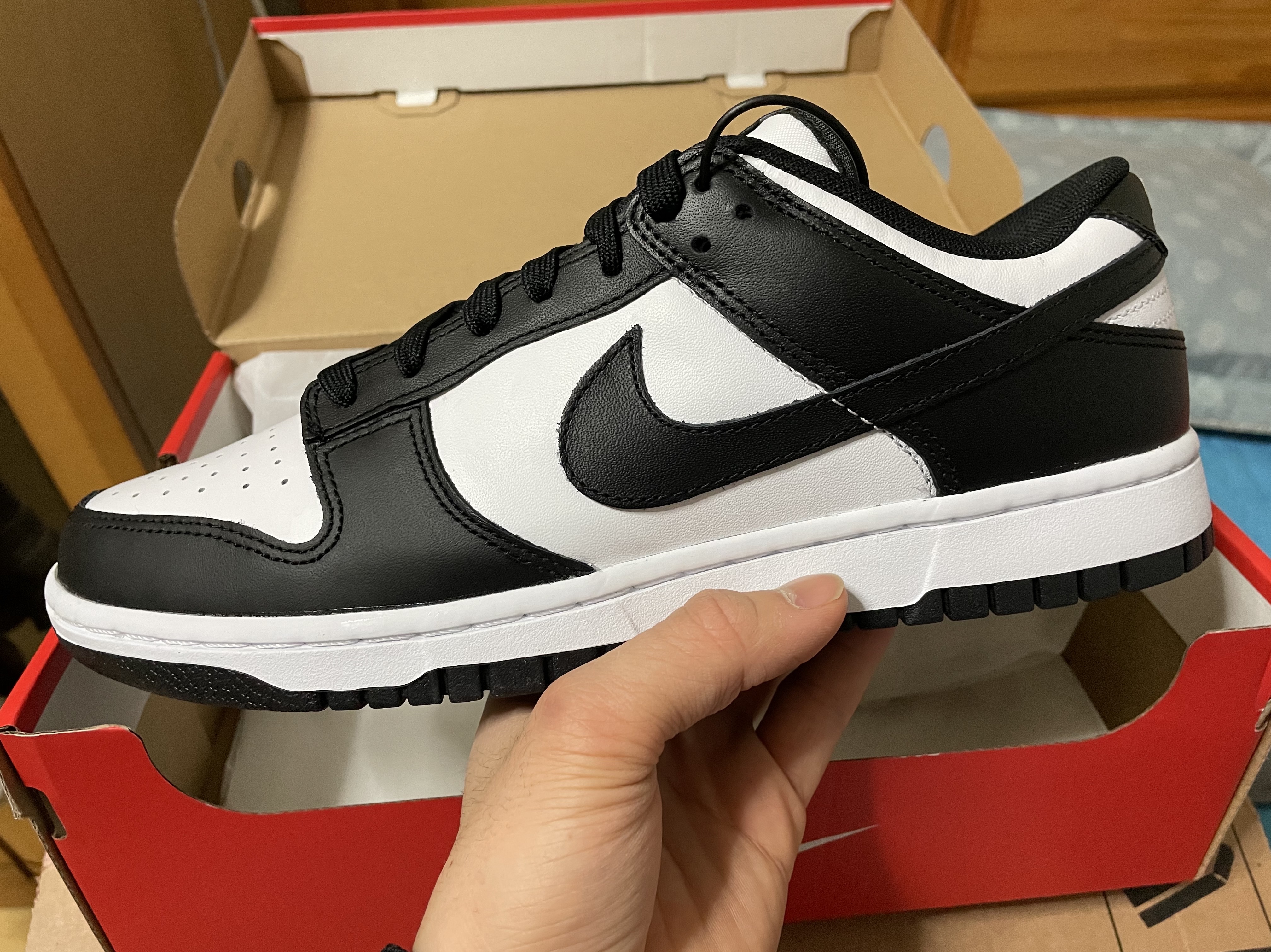 Nike Dunk Low Retro Black 착용 스타일 - 1