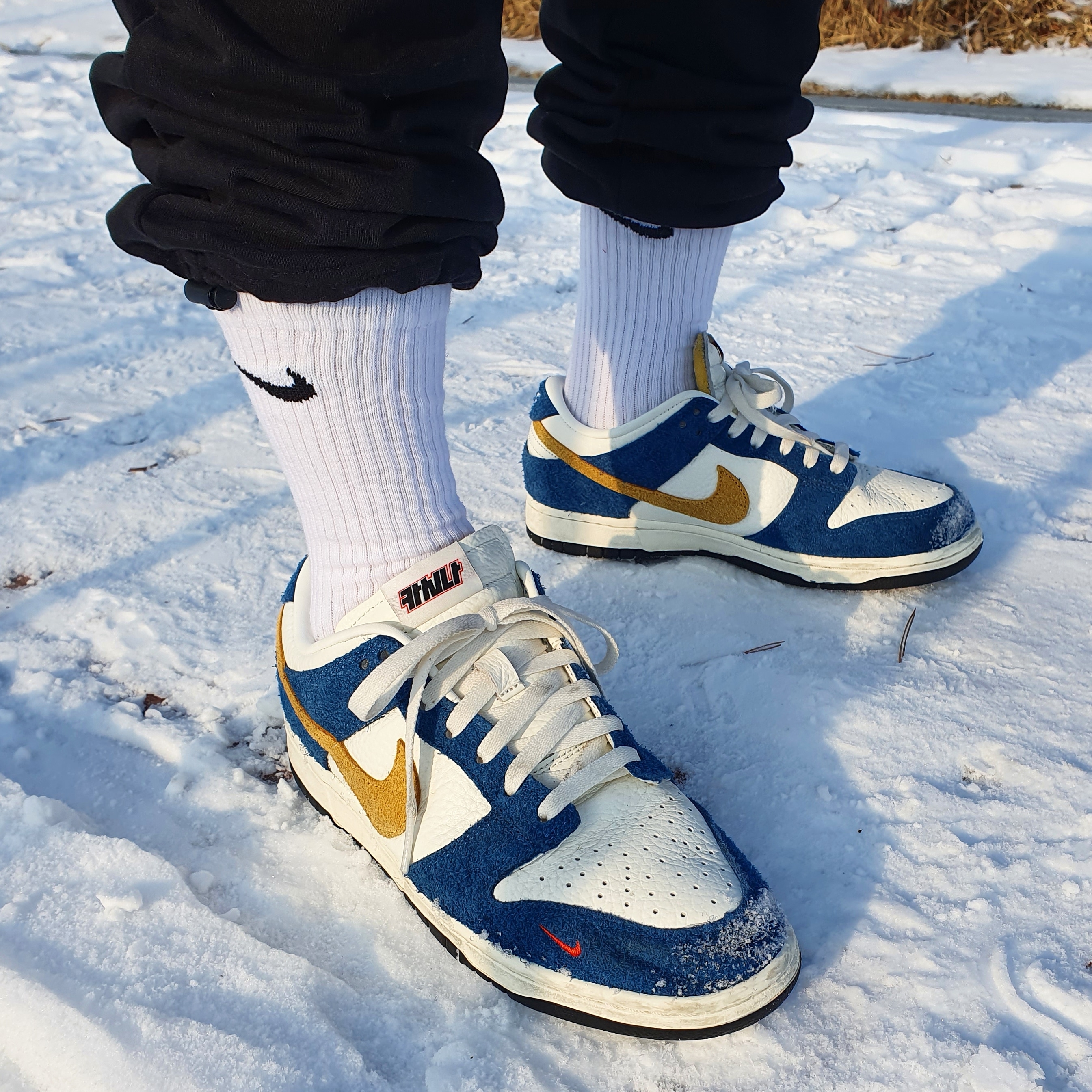 Nike x Kasina Dunk Low 80's Bus 착용 스타일