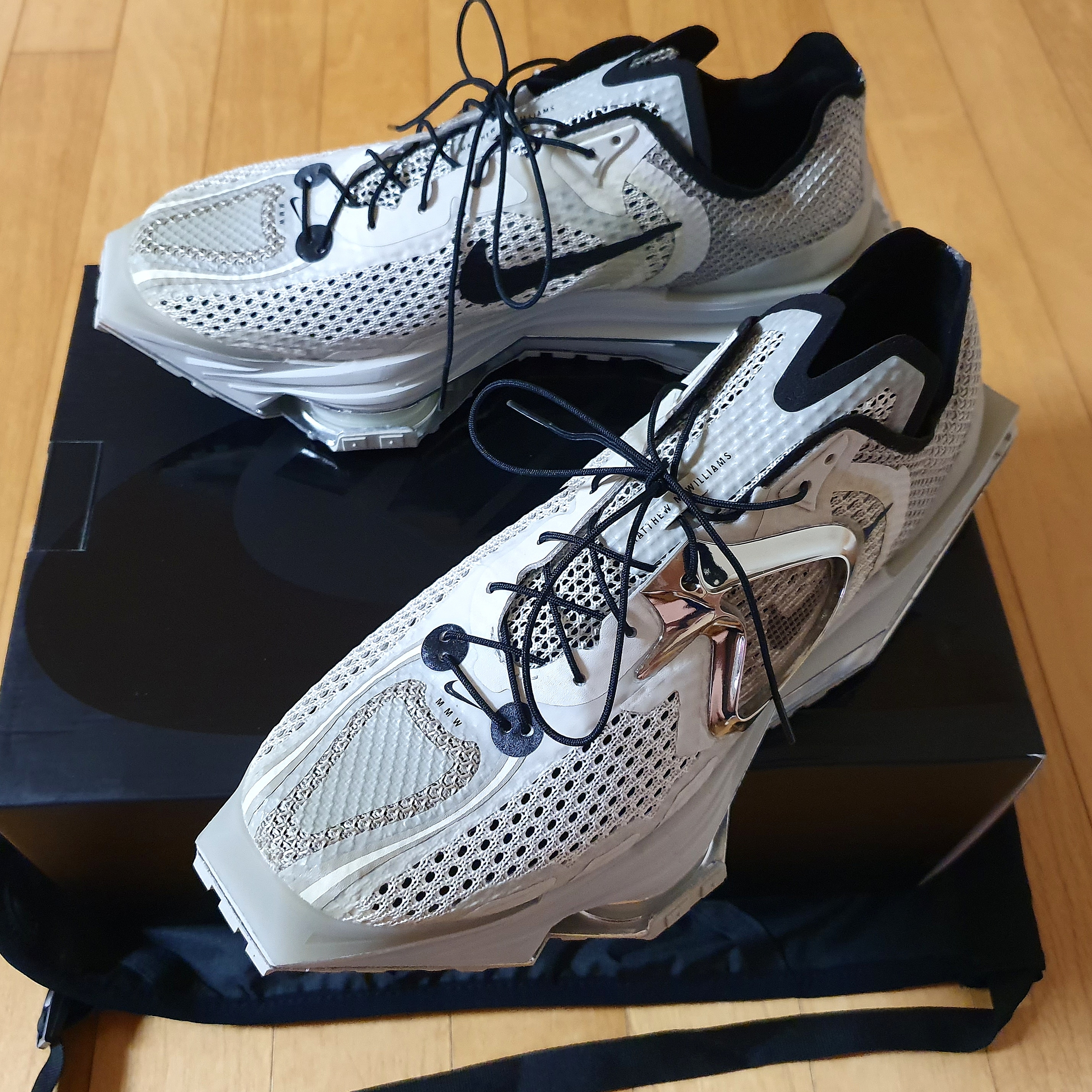 Nike x Matthew M Williams Zoom 004 Stone 착용 스타일