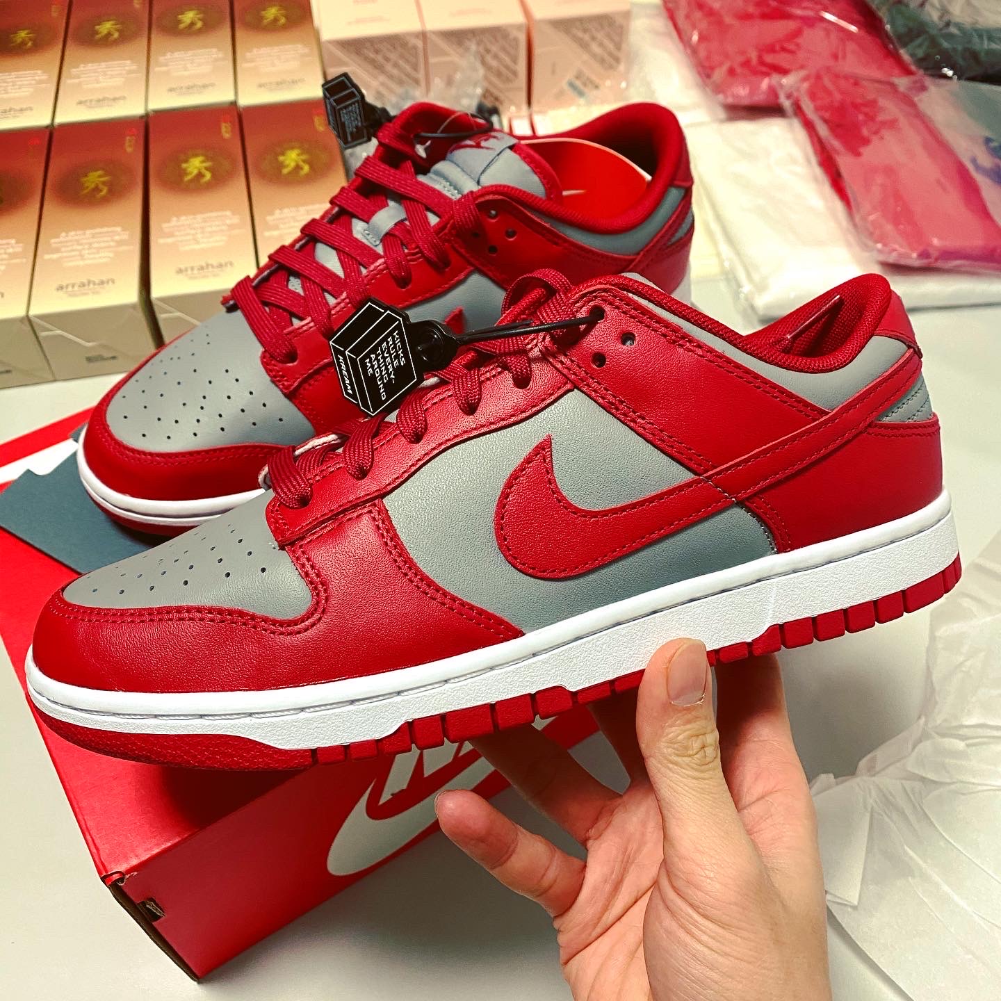 Nike Dunk Low Retro Medium Grey 착용 스타일 - 2