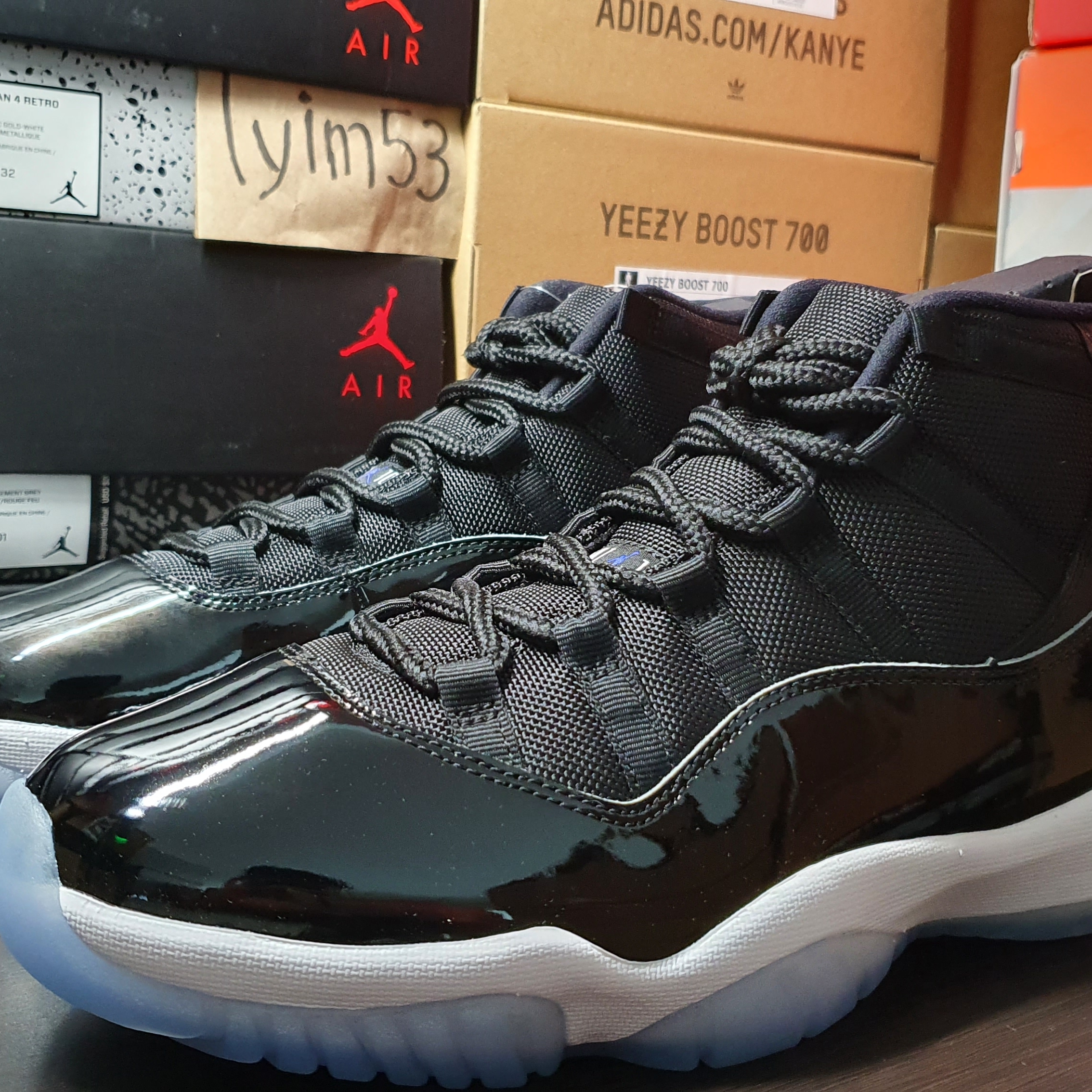 Jordan 11 Retro Space Jam 2016 착용 스타일 - 2