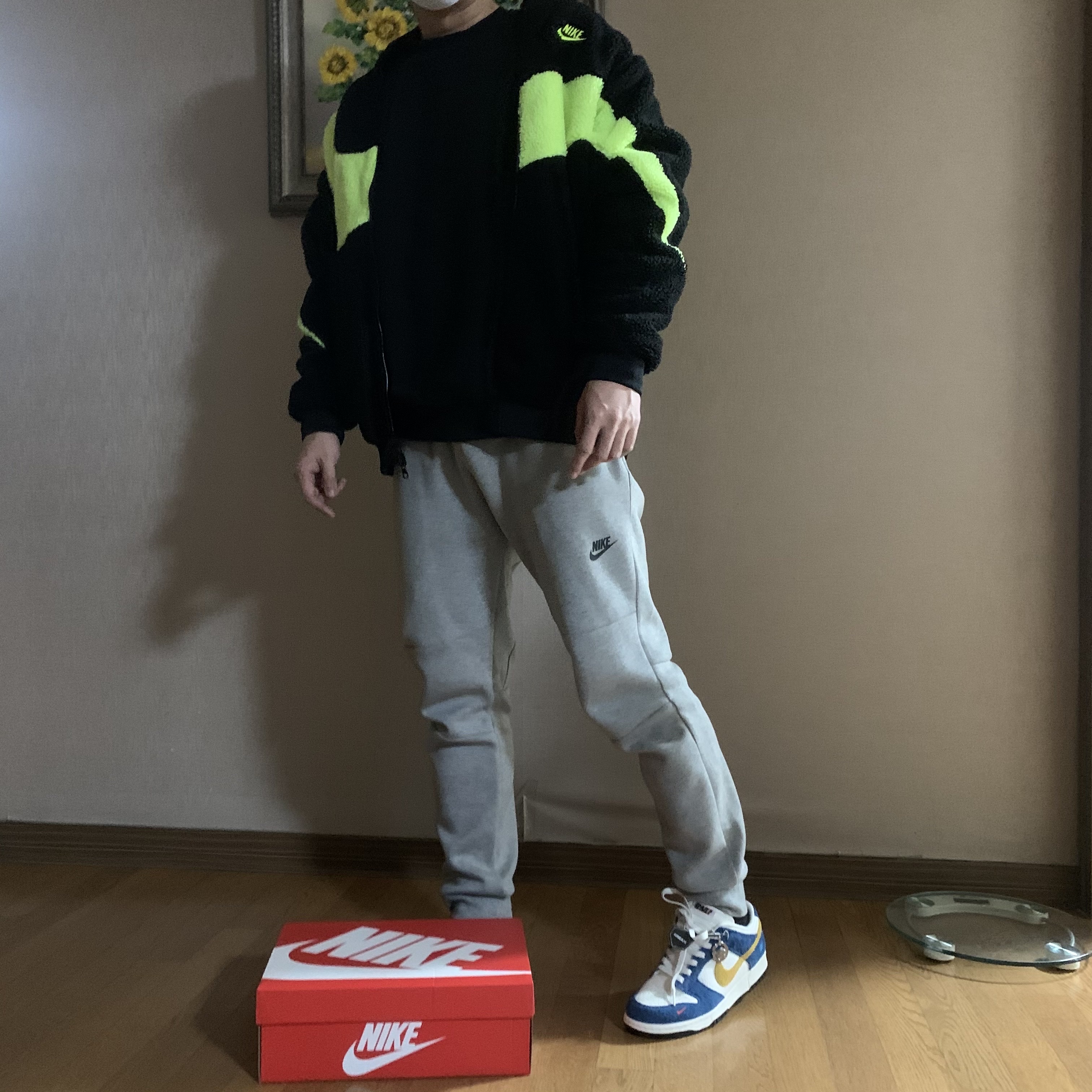 Nike x Kasina Dunk Low 80's Bus 착용 스타일