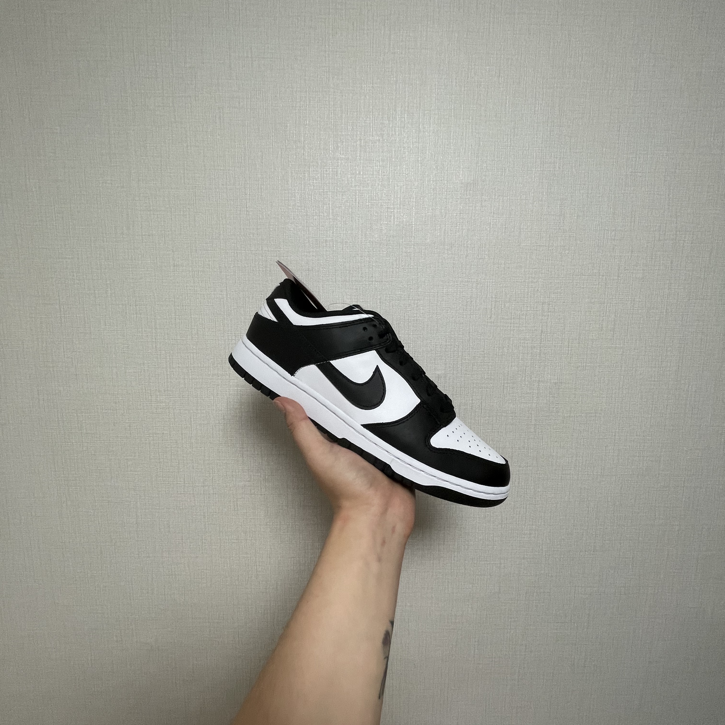 Nike Dunk Low Retro Black 착용 스타일