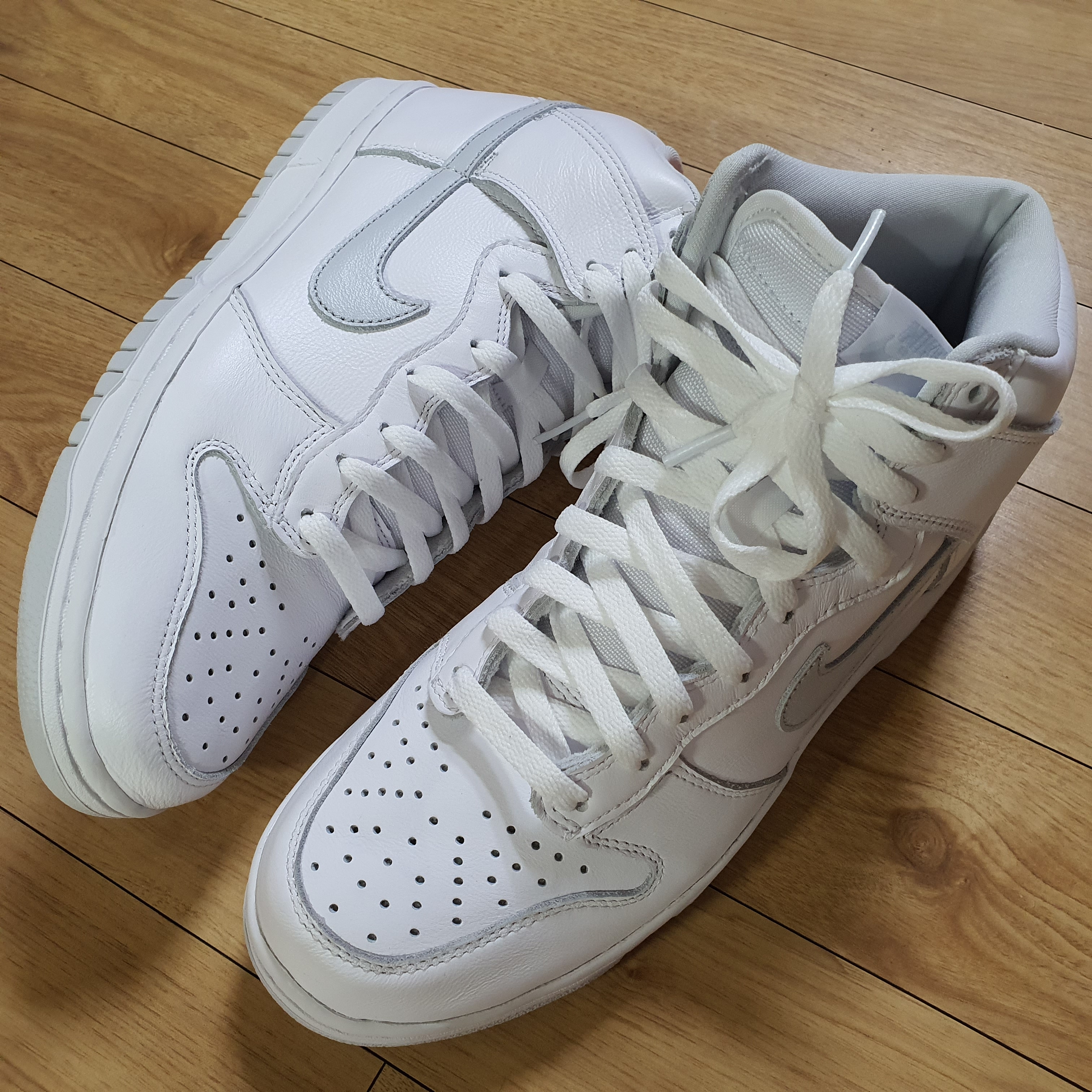 Nike Dunk High SP Pure Platinum 착용 스타일 - 2