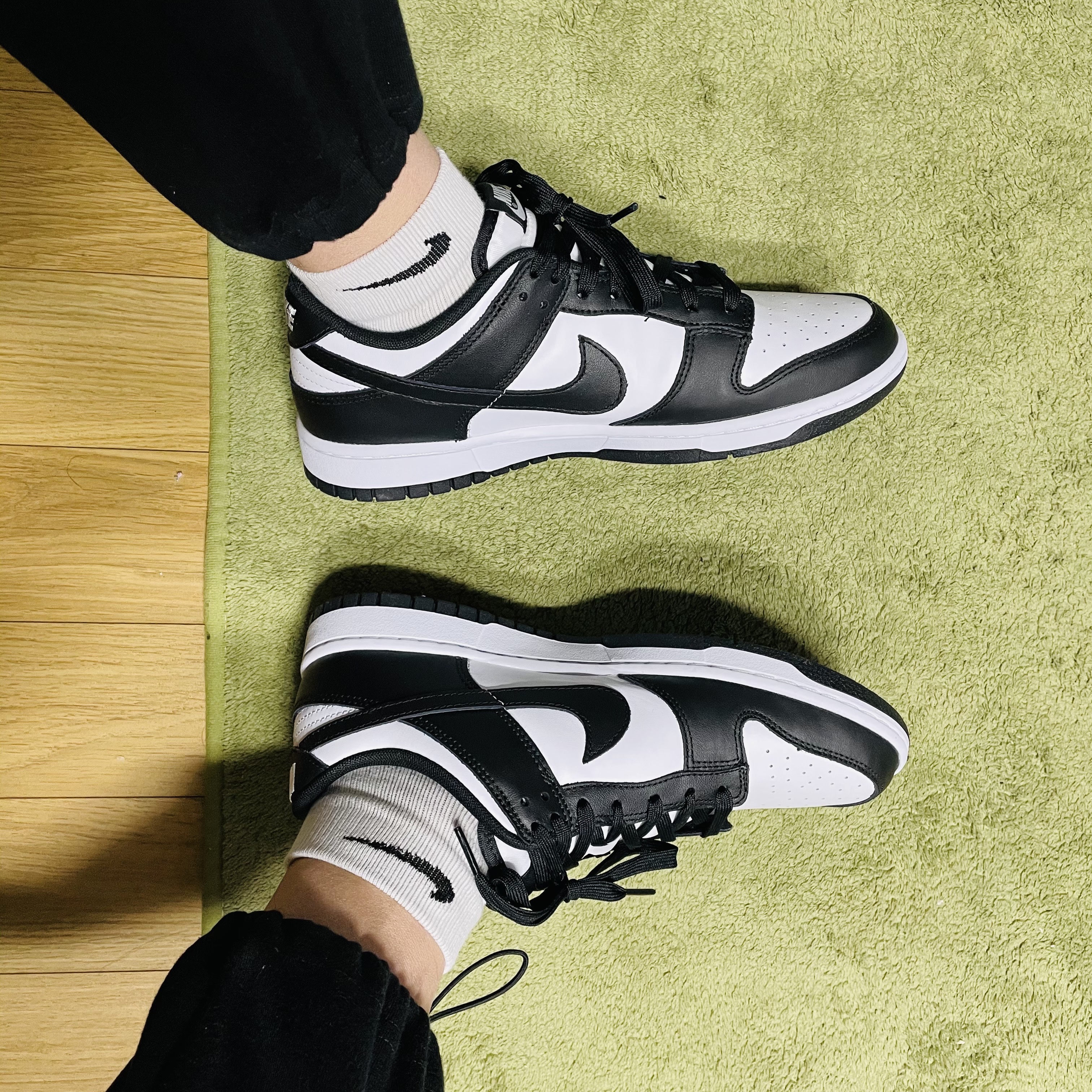 Nike Dunk Low Retro Black 착용 스타일