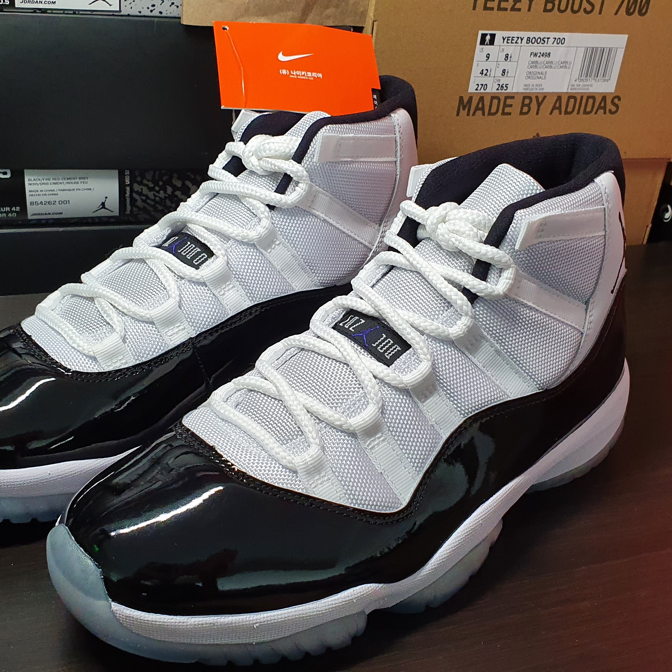 Jordan 11 Retro Concord 2018 착용 스타일 - 1