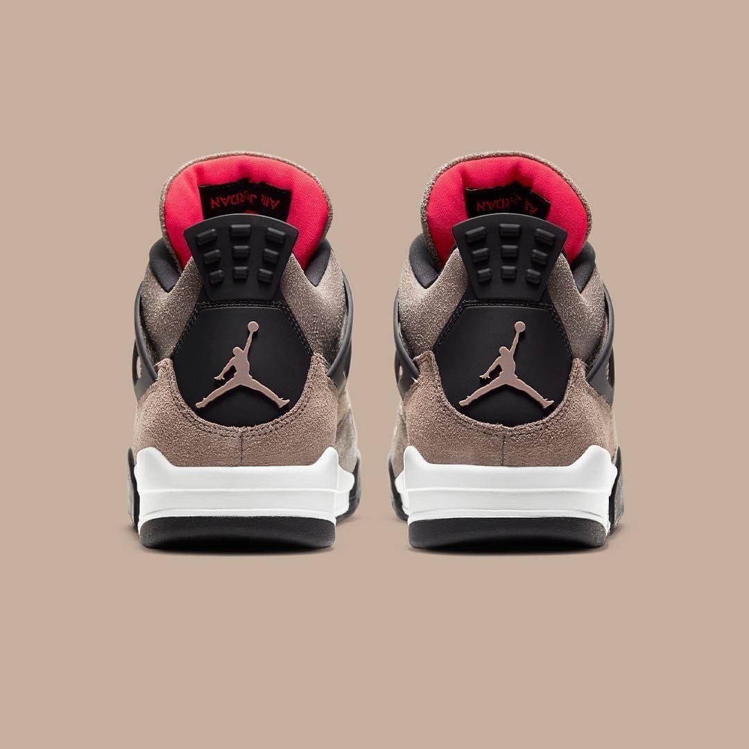 Jordan 4 Retro OG Fire Red 2020, Jordan 4 x Union Retro Off Noir 착용 스타일 - 4